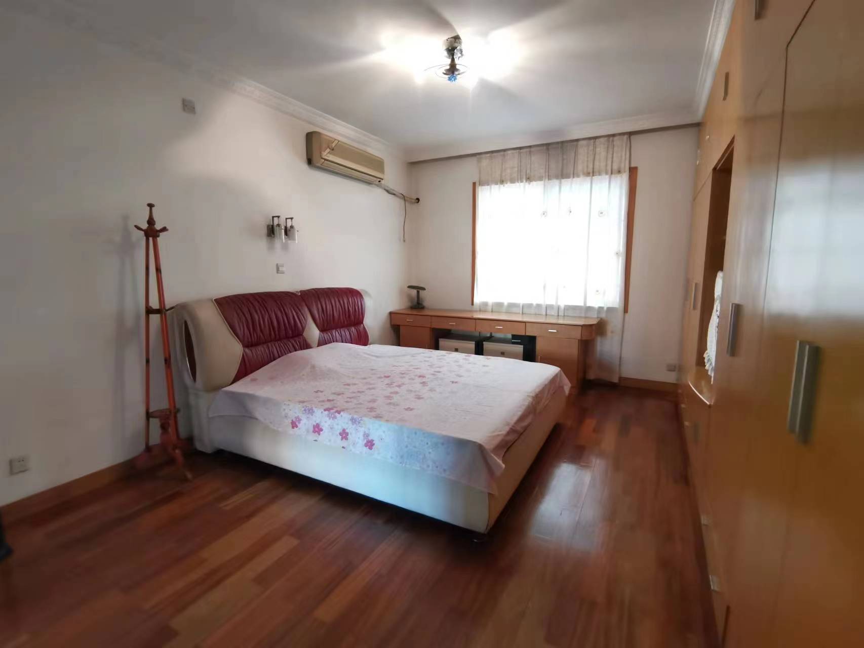 康华小区 4室2厅2卫 98.0万 康华小区 4室2厅2卫 98.0万室内图