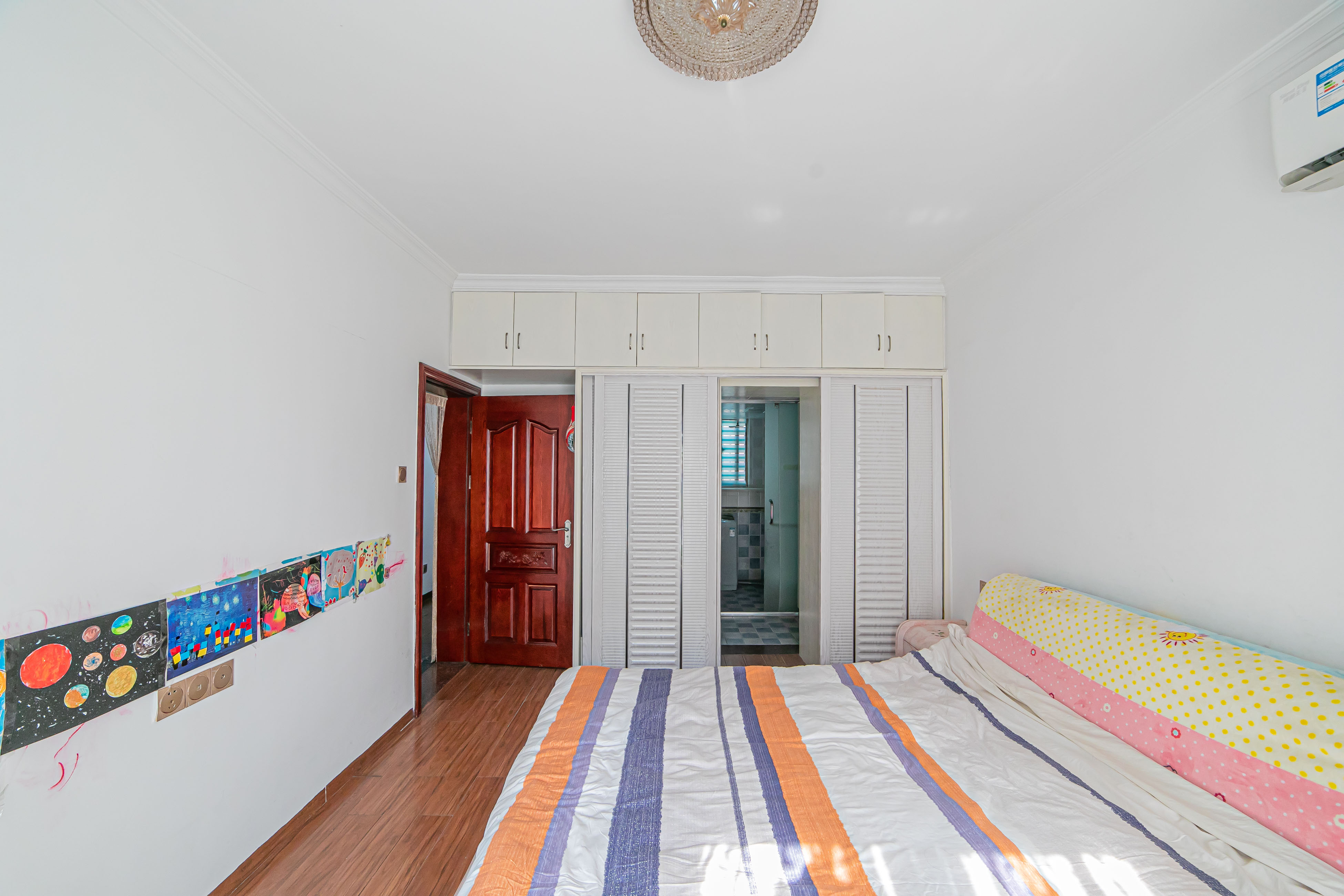 家和院  4室2厅1卫    118.0万 家和院  4室2厅1卫    118.0万卧室