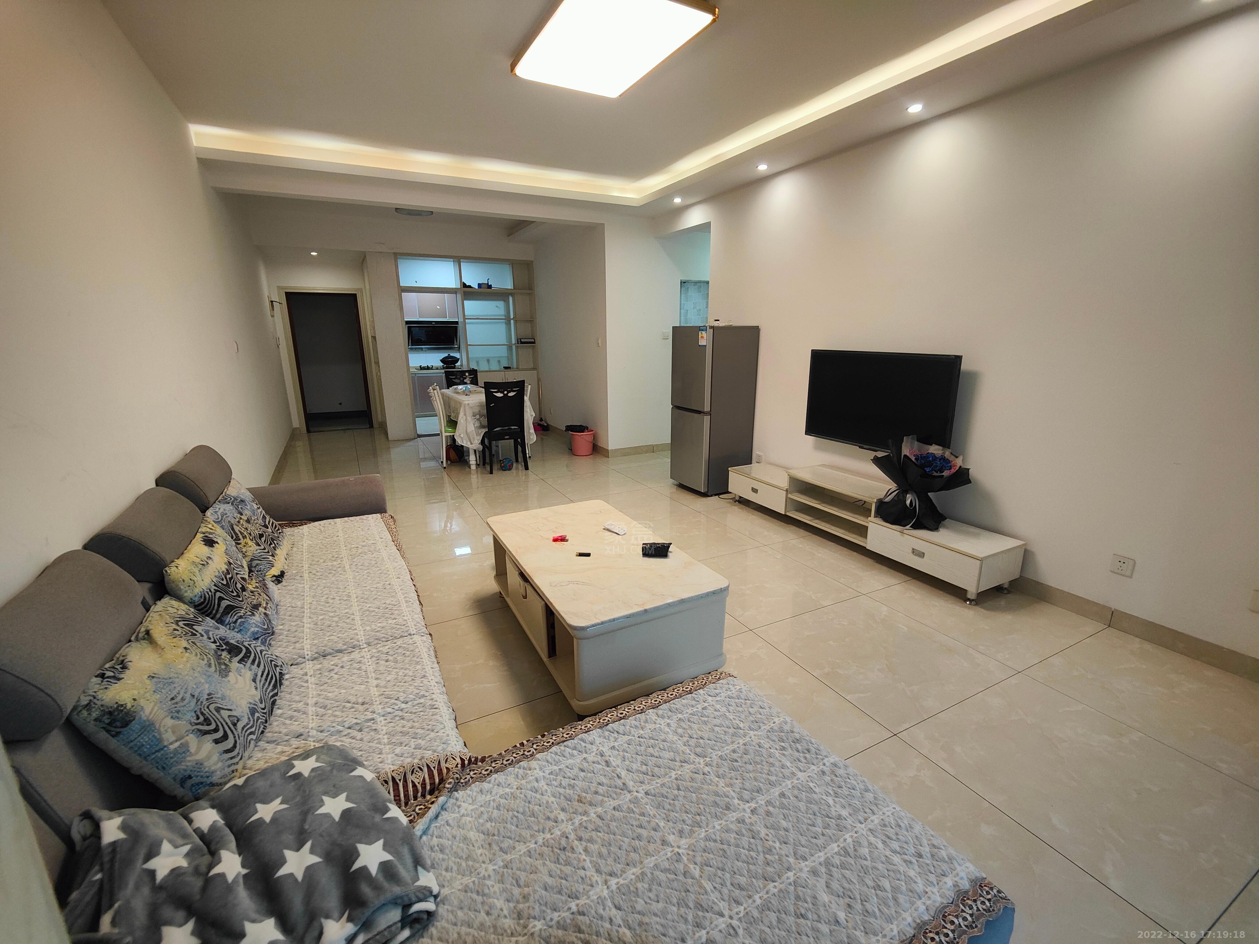 康馨佳园 3室2厅2卫 68.00万 康馨佳园 3室2厅2卫 68.00万室内图