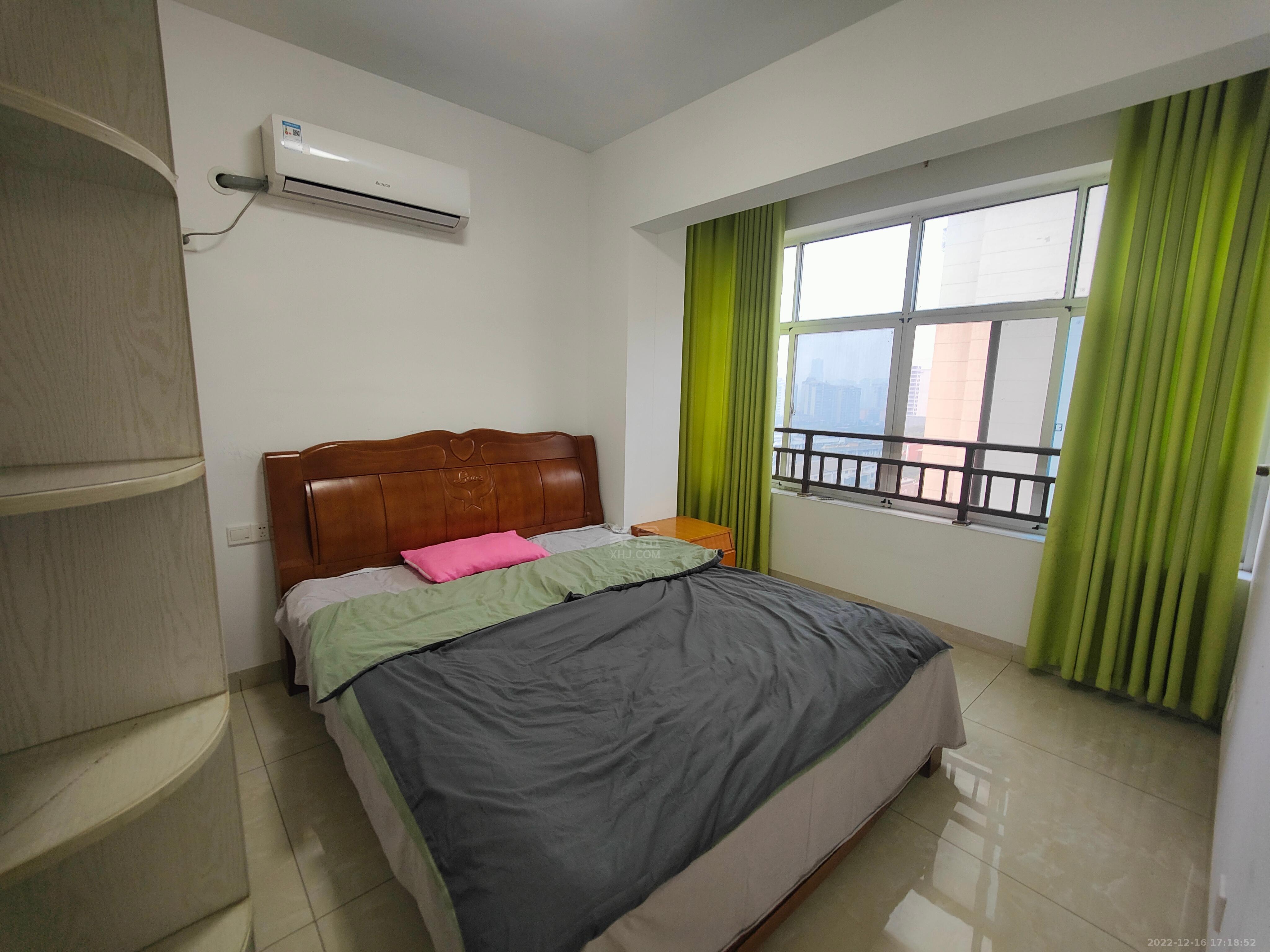 康馨佳园 3室2厅2卫 68.00万 康馨佳园 3室2厅2卫 68.00万室内图