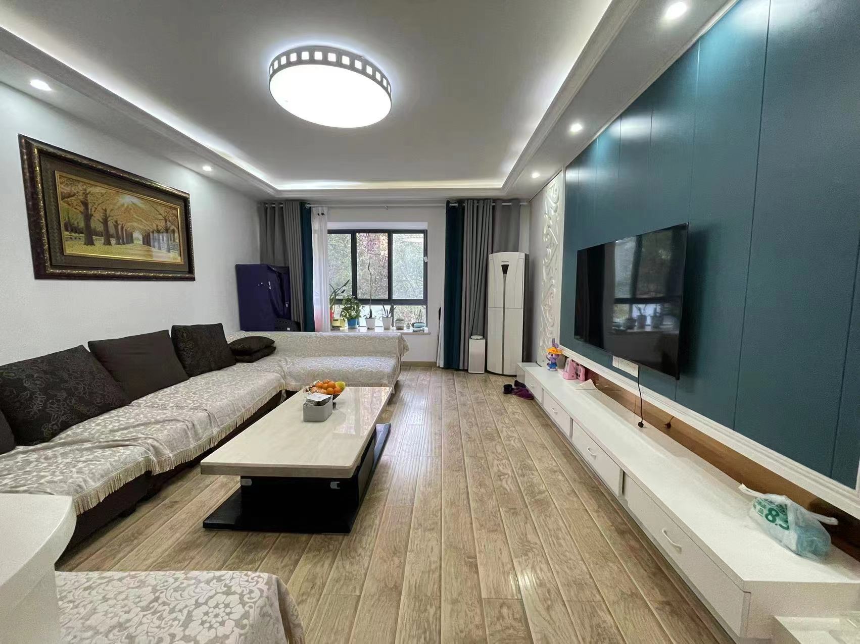 纳帕溪谷 3室2厅2卫 71.80万 纳帕溪谷 3室2厅2卫 71.80万客厅