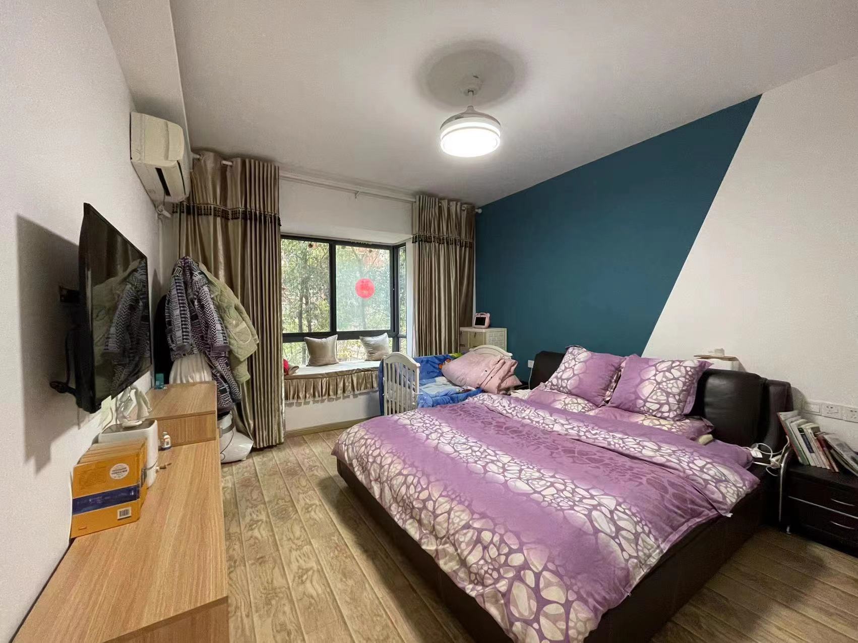 纳帕溪谷 3室2厅2卫 71.80万 纳帕溪谷 3室2厅2卫 71.80万客厅