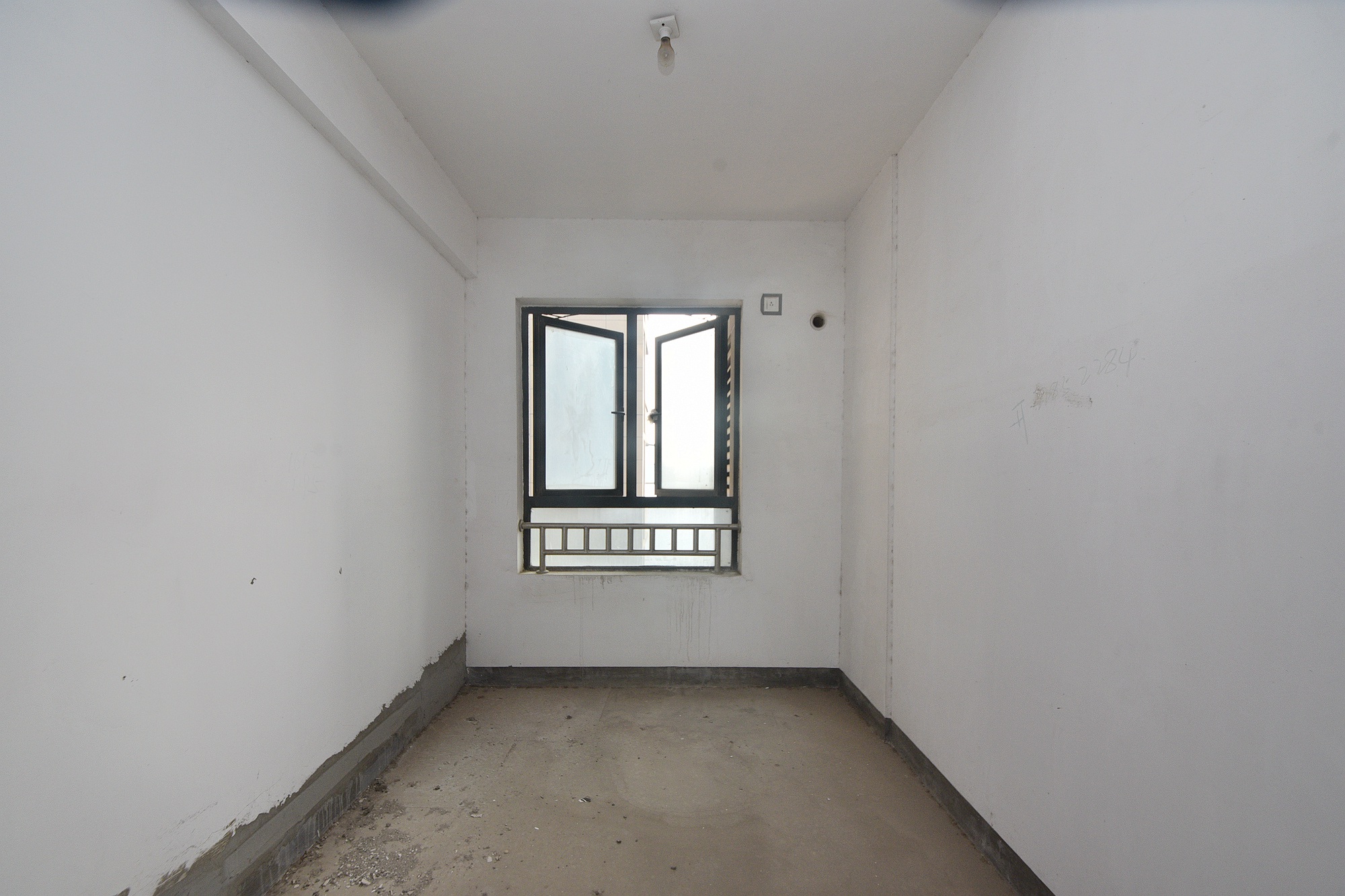 建发中央公园（建发美地）  3室2厅1卫   131.80万卧室