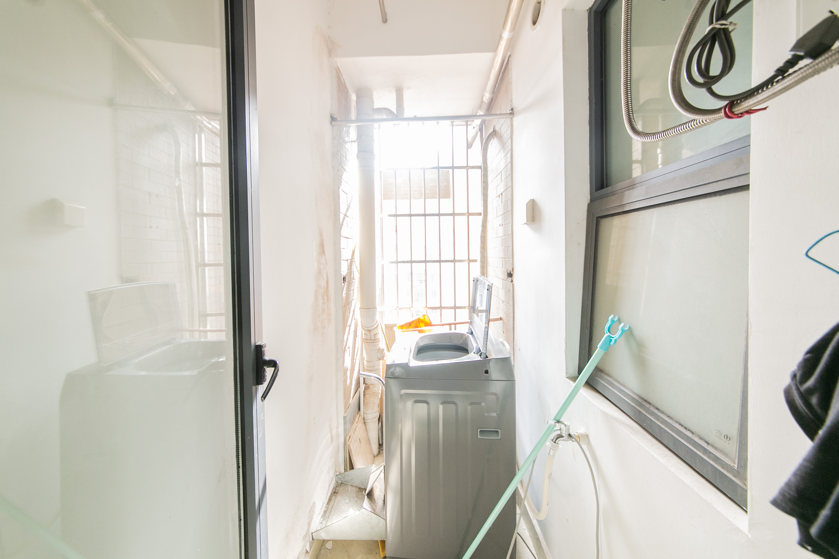 秀峰景园（领秀峰）  1室1厅1卫    48.0万阳台