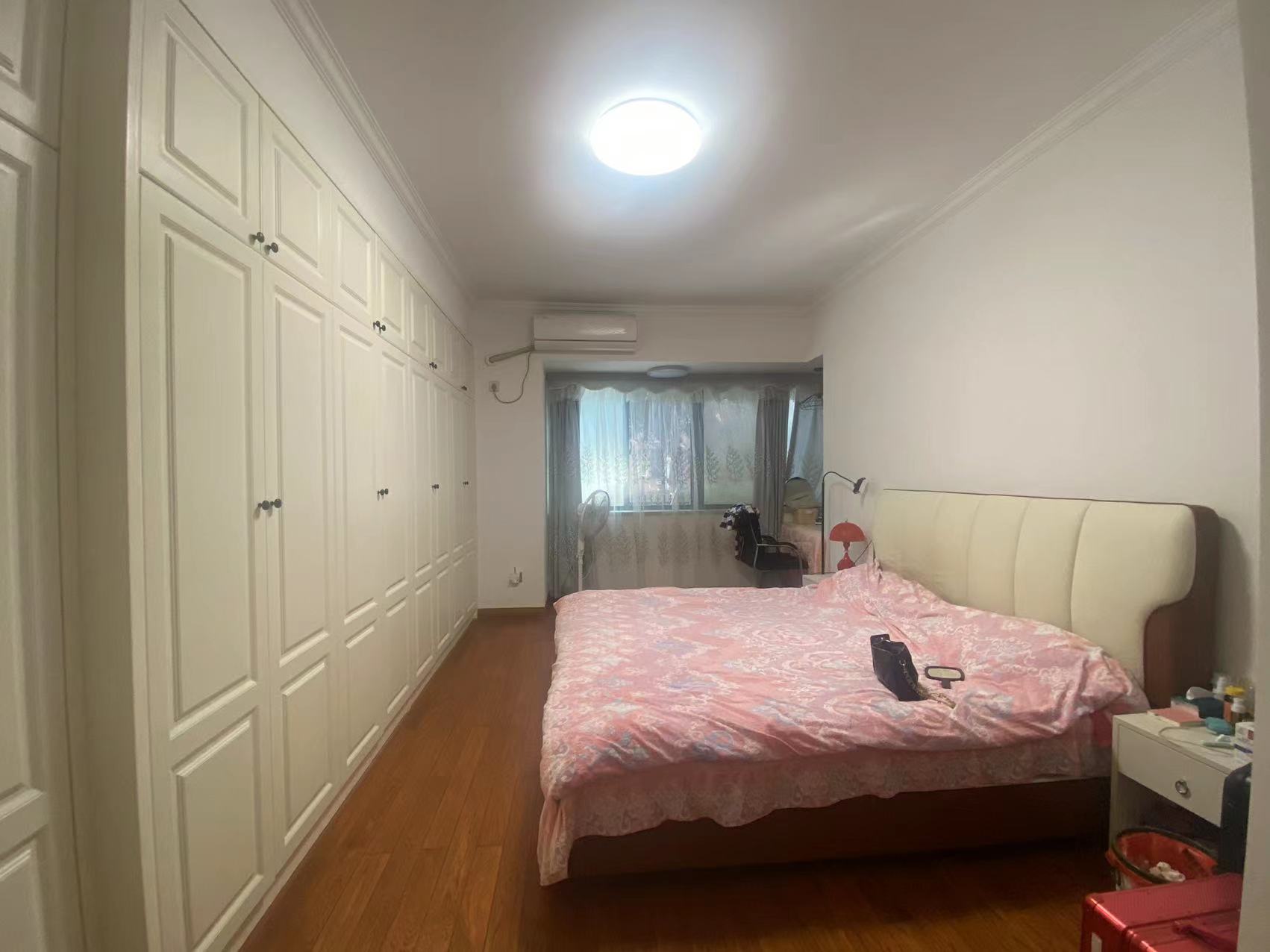 颐景园  4室2厅1卫    130.0万 颐景园  4室2厅1卫    130.0万室内图