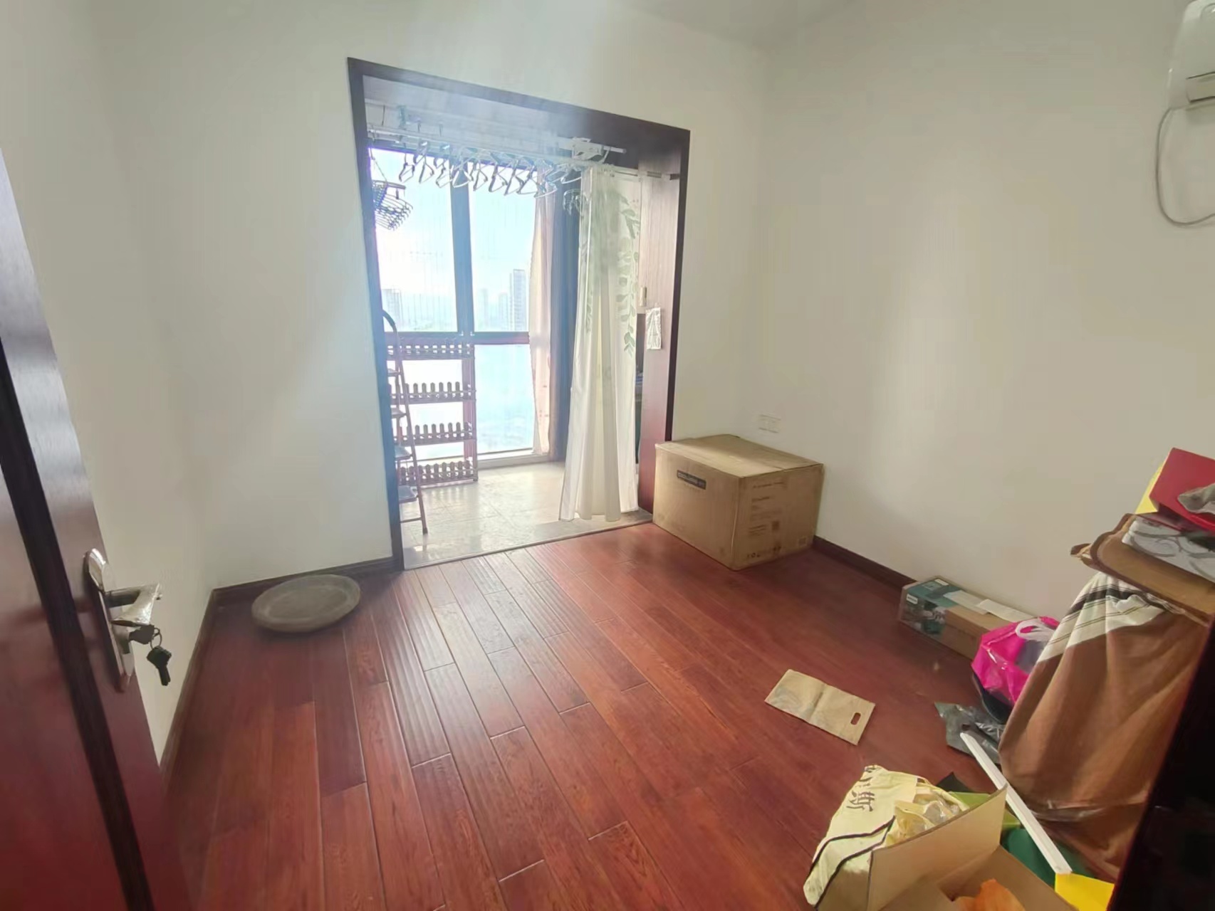 紫金名门 4室2厅2卫 76.0万 紫金名门 4室2厅2卫 76.0万室内图