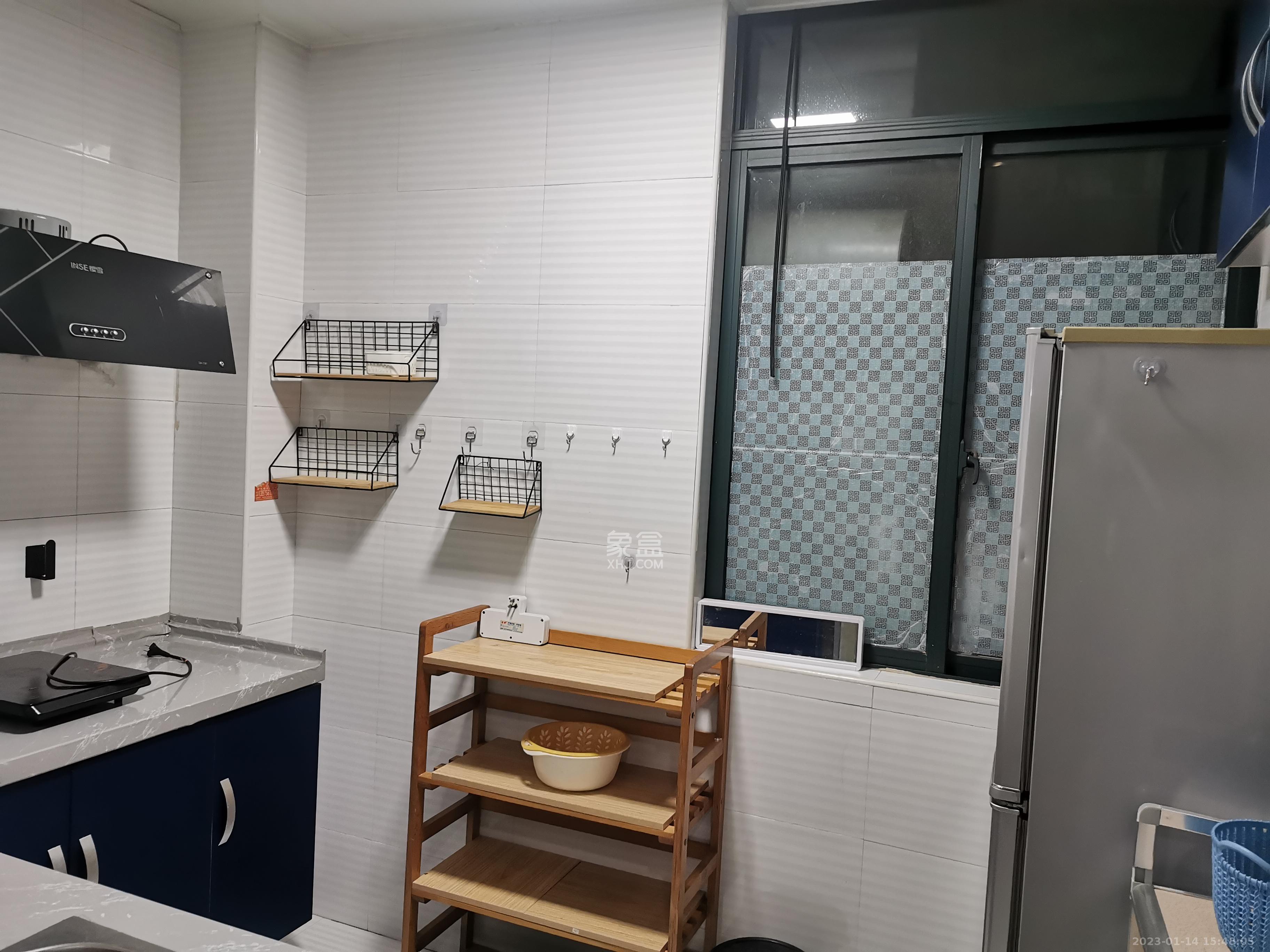 天城湖光山色 2室1厅1卫 1300.0元/月 天城湖光山色 2室1厅1卫 1300.0元/月室内图