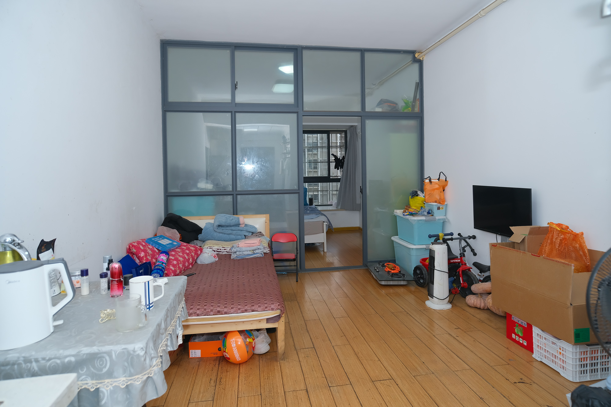 尚都花园城  1室1厅1卫    20.0万客厅