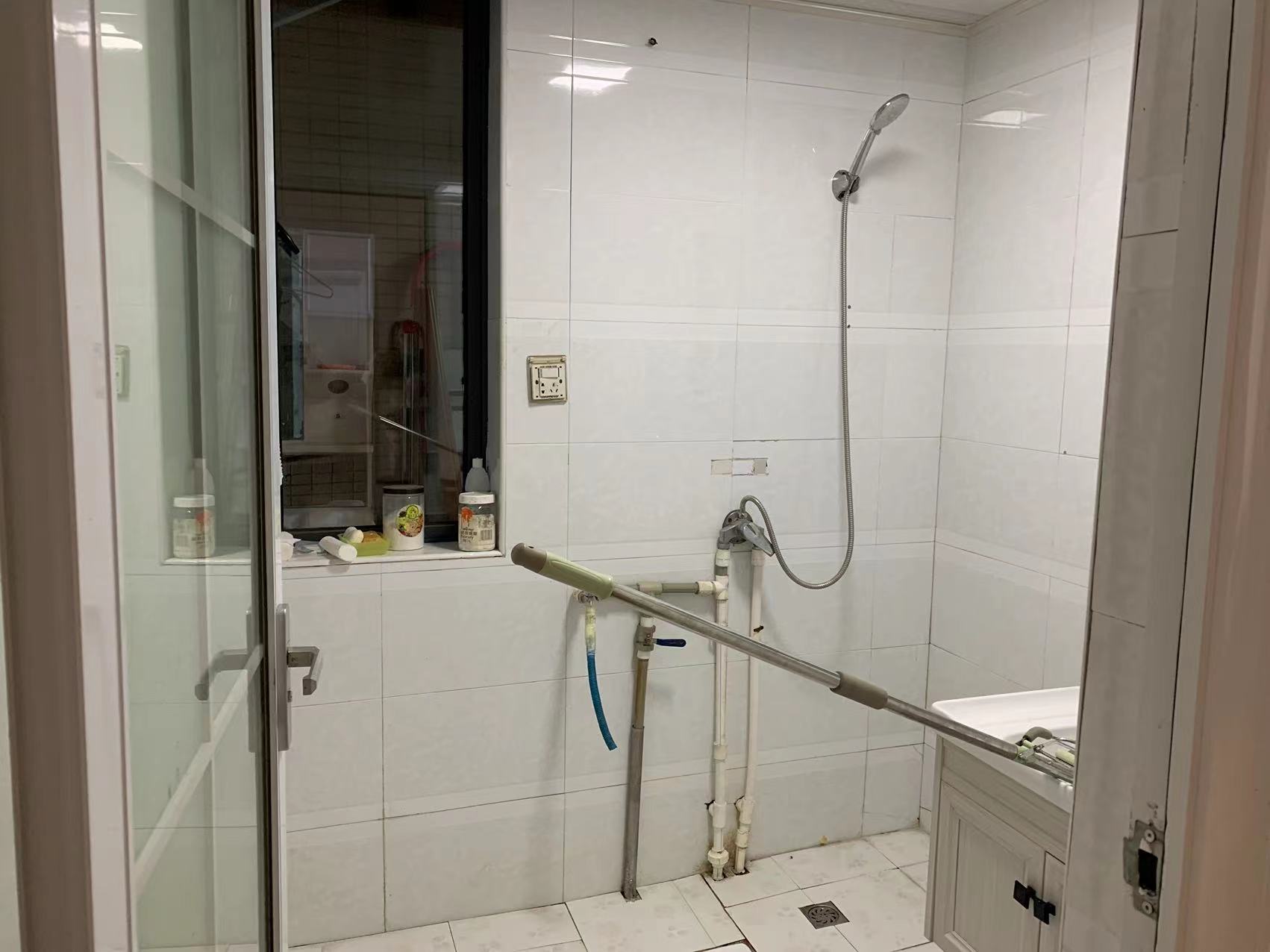 泰山公馆 0室0厅0卫 50.00万 泰山公馆 0室0厅0卫 50.00万室内图