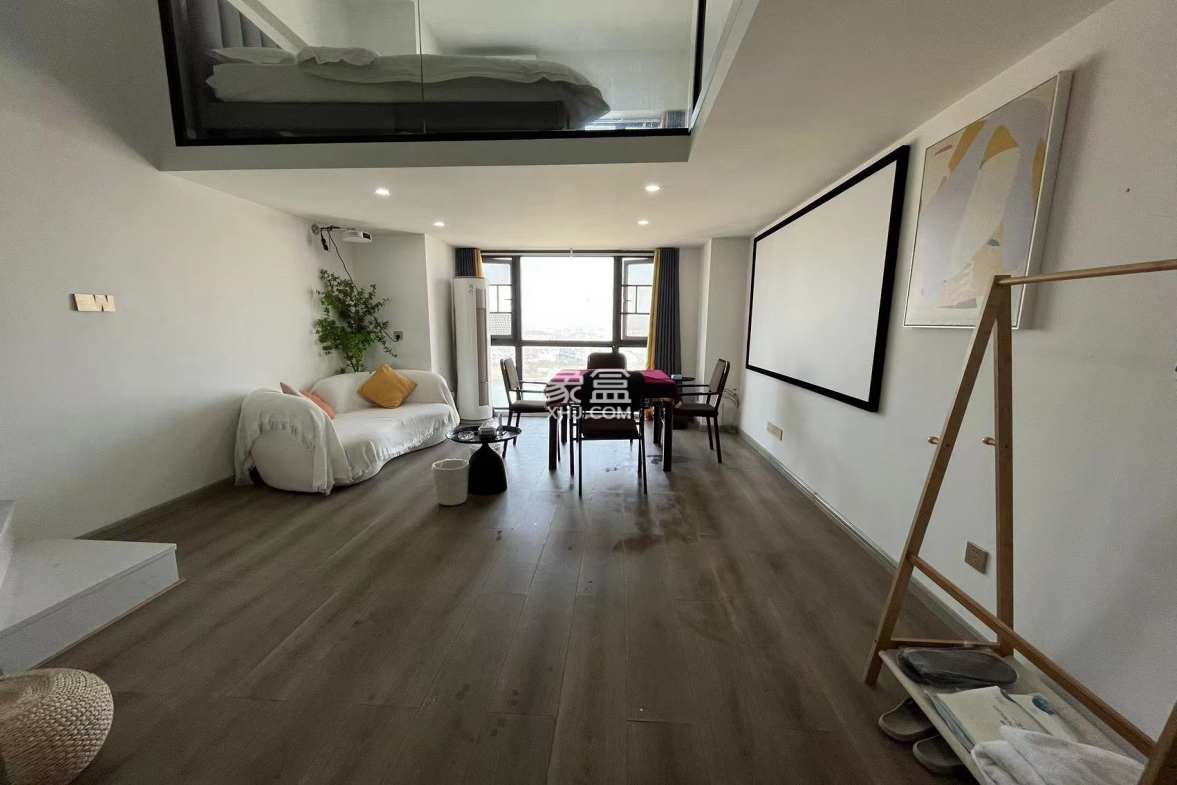 朗廷览江  2室1厅1卫    49.0万 朗廷览江  2室1厅1卫    49.0万室内图