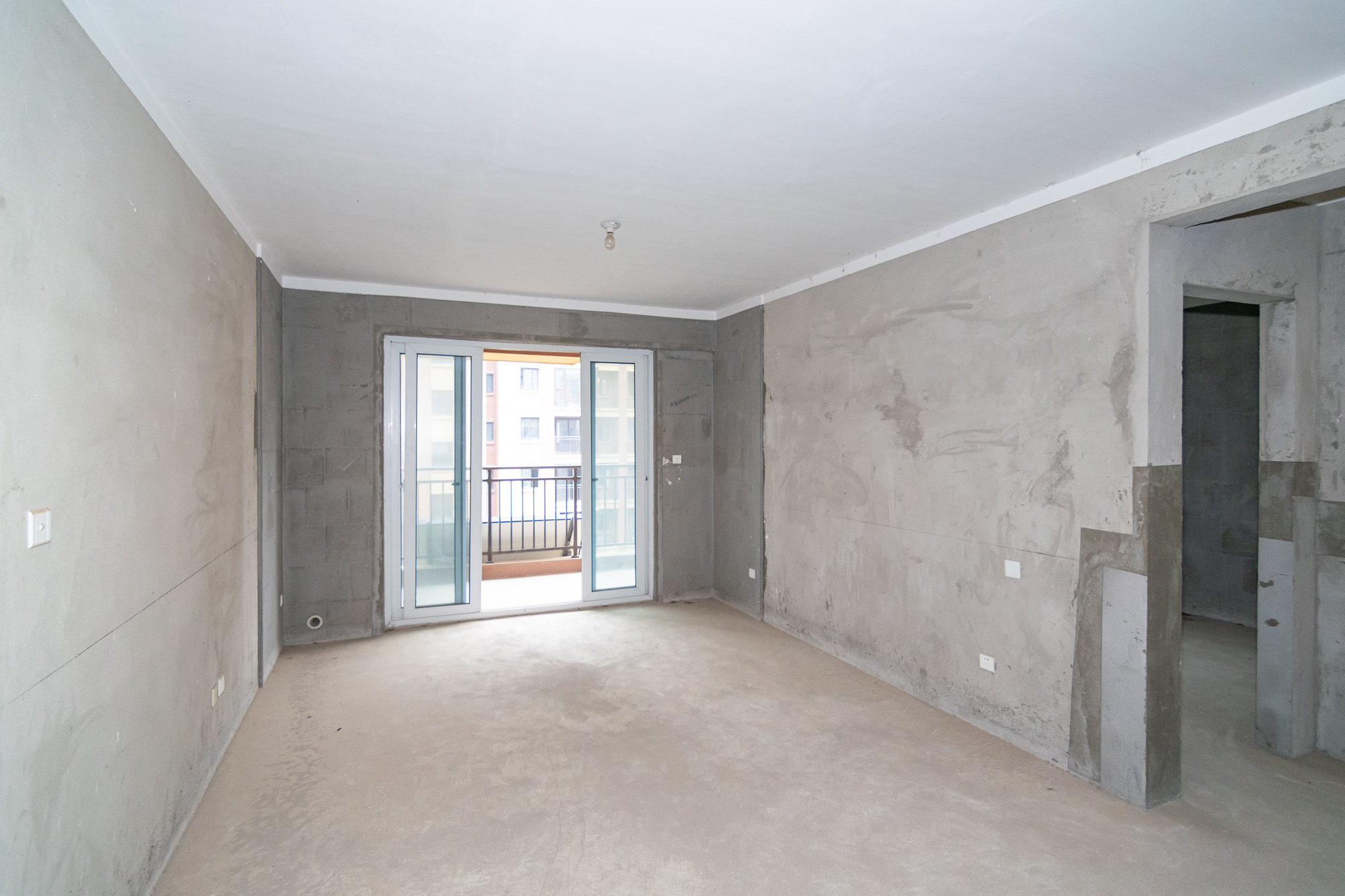 新城国际花都 3室2厅2卫 85.0万 新城国际花都 3室2厅2卫 85.0万客厅