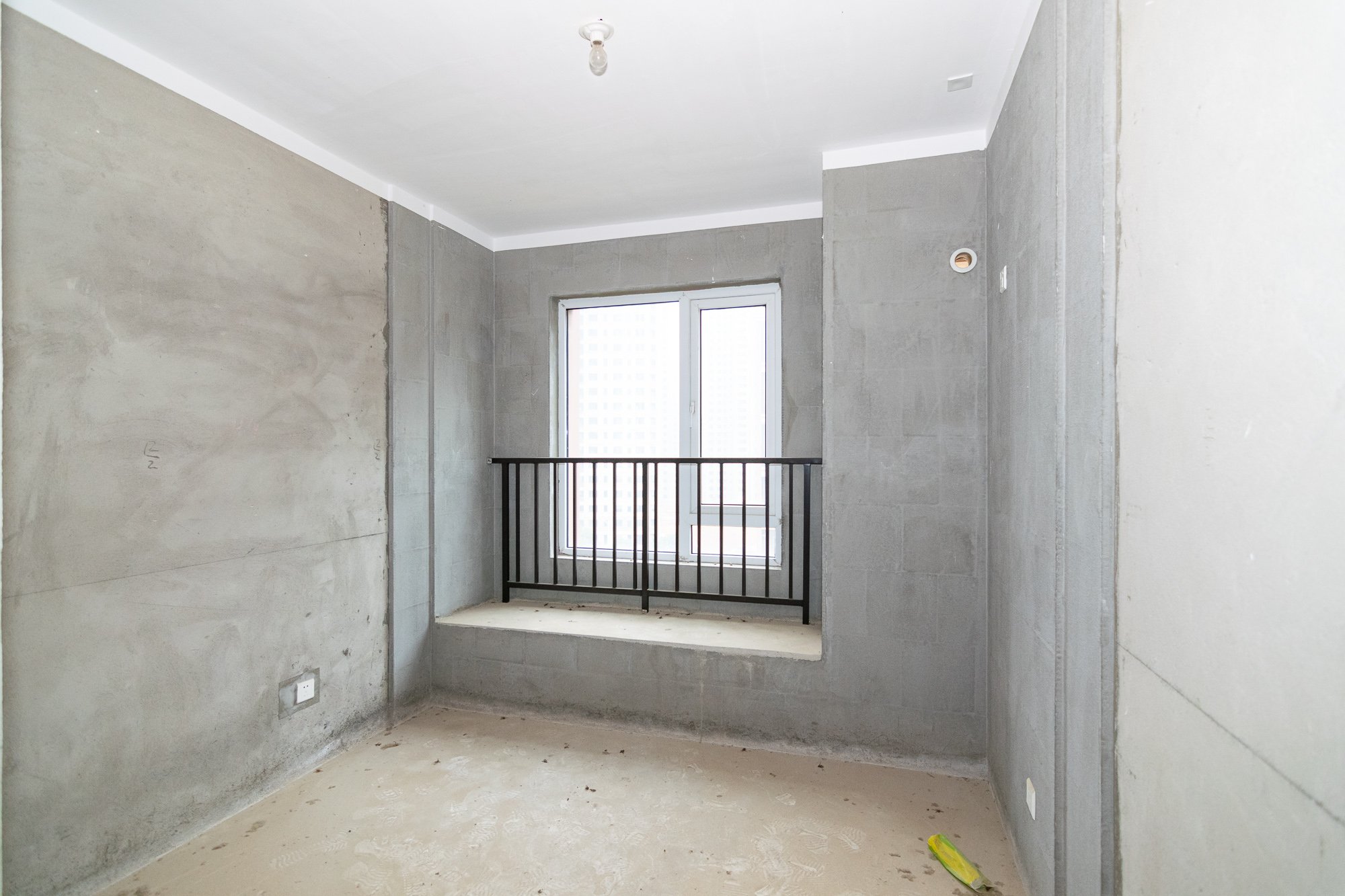 新城国际花都 3室2厅2卫 85.0万 新城国际花都 3室2厅2卫 85.0万卧室