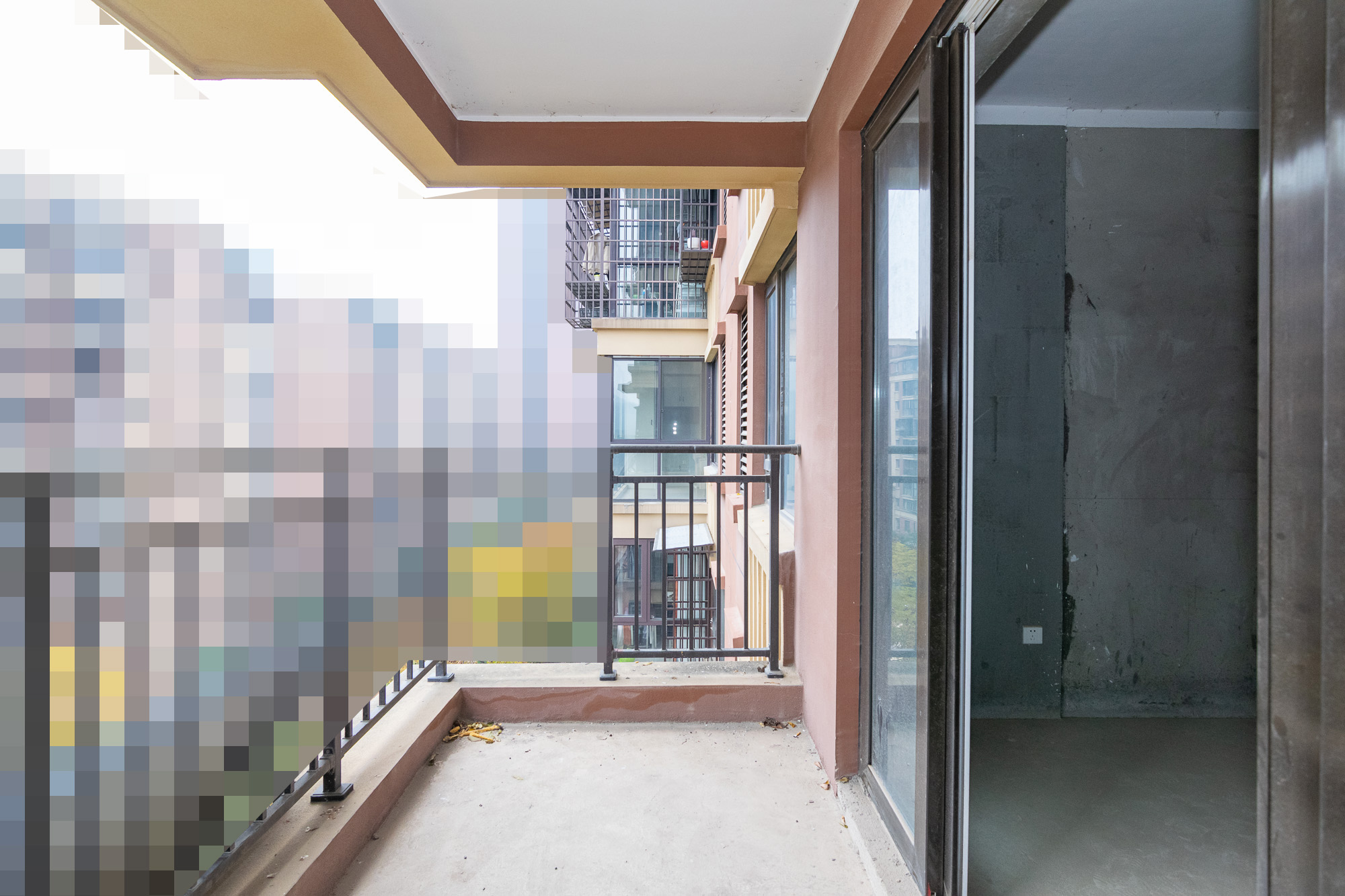 新城国际花都 3室2厅2卫 85.0万 新城国际花都 3室2厅2卫 85.0万阳台