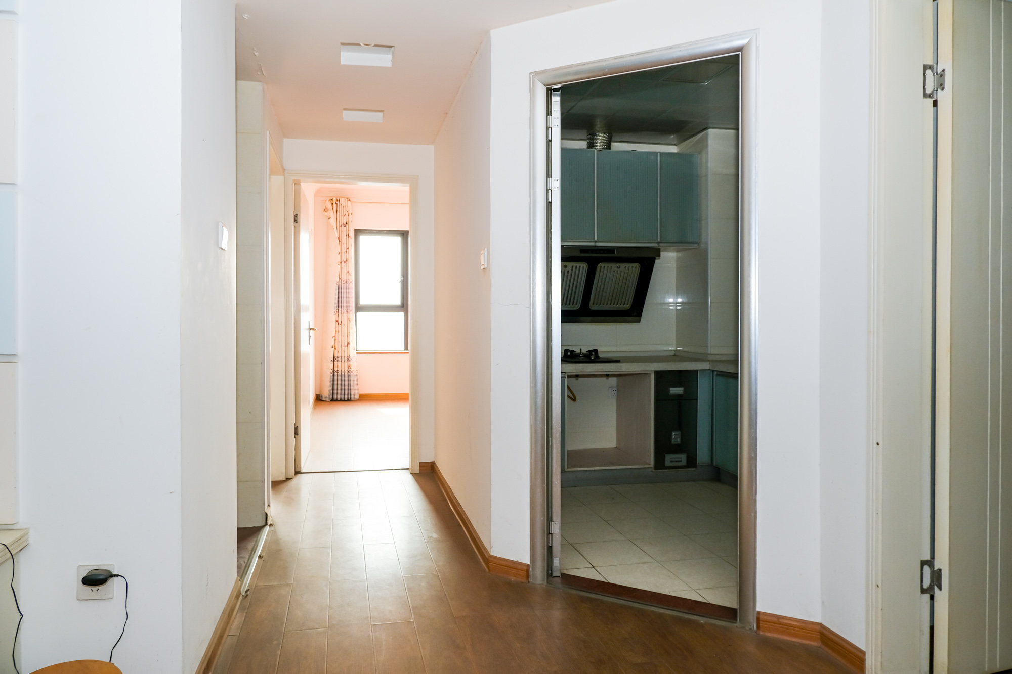 三一街区 3室2厅1卫 75.72万 三一街区 3室2厅1卫 75.72万客厅