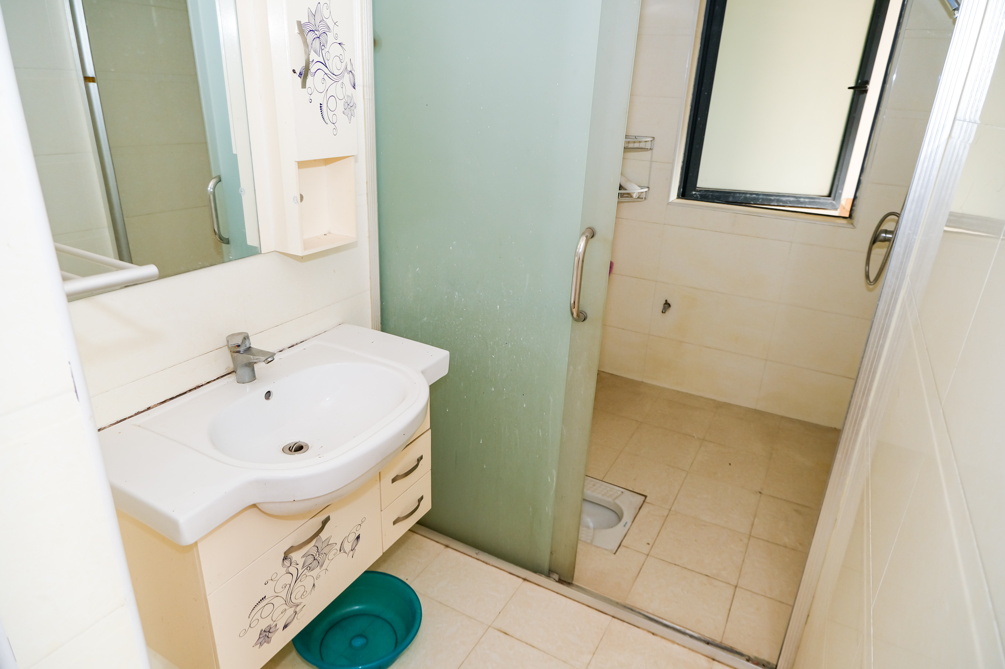 三一街区 3室2厅1卫 75.72万 三一街区 3室2厅1卫 75.72万卫生间