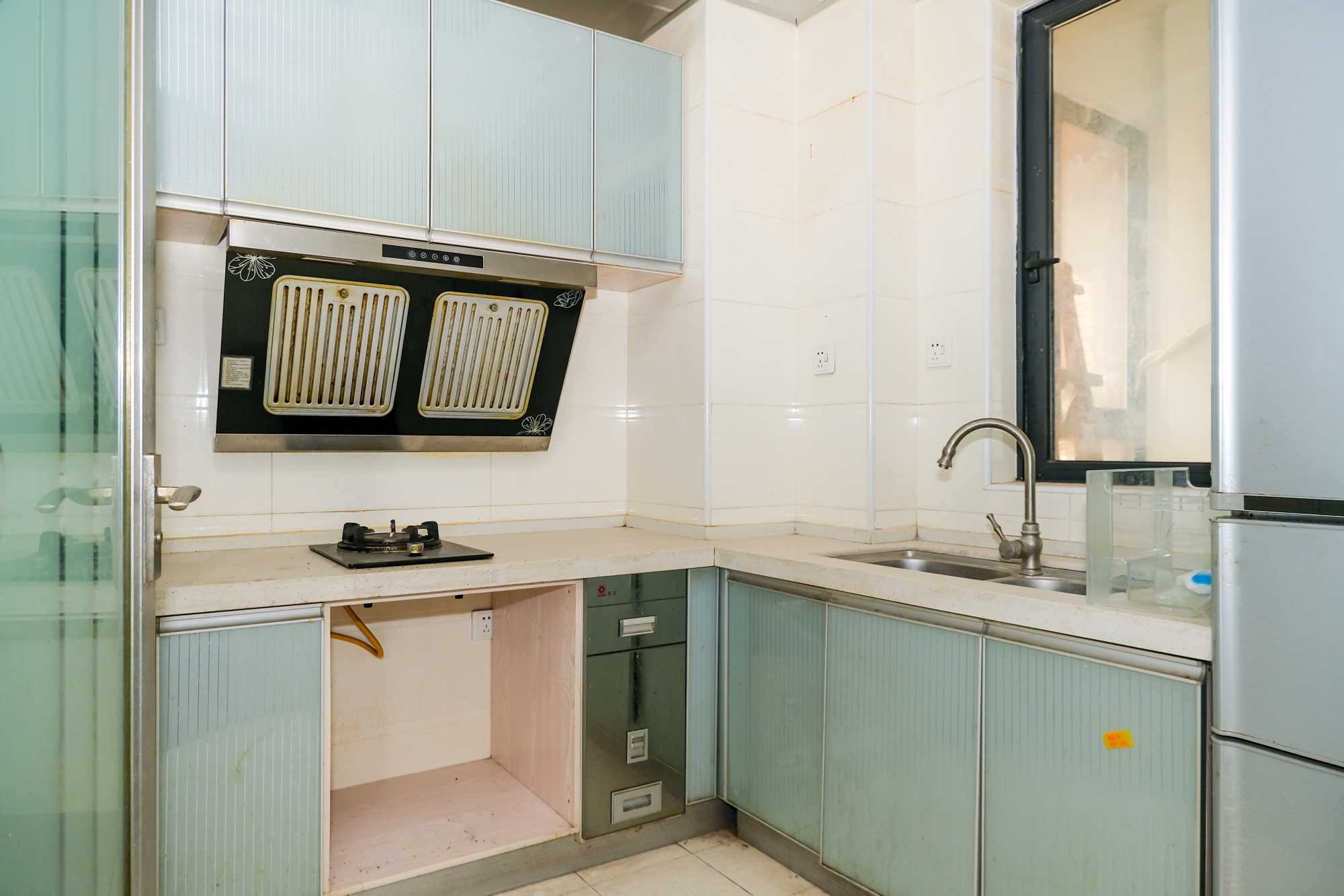 三一街区 3室2厅1卫 75.72万 三一街区 3室2厅1卫 75.72万厨房