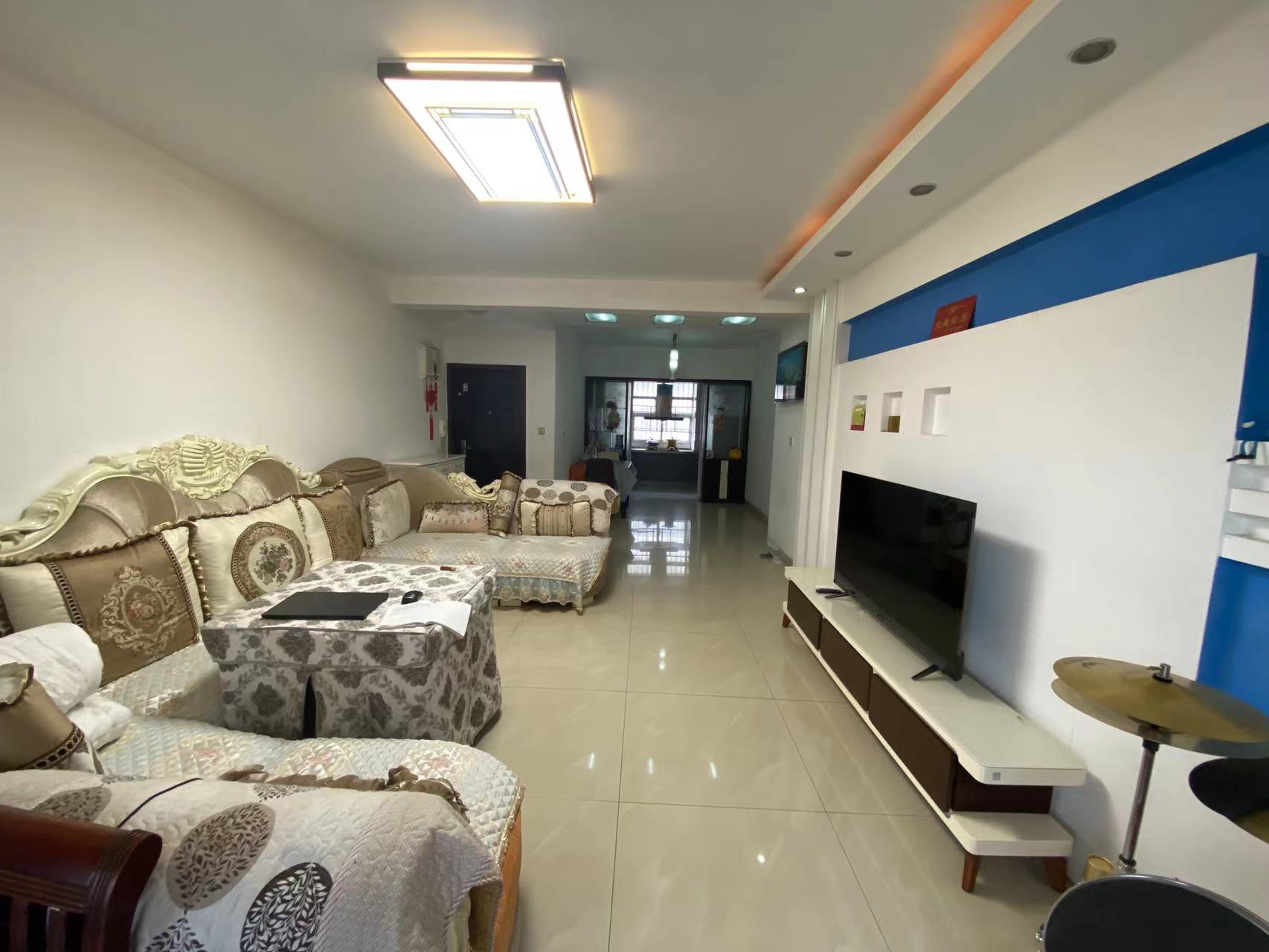 康和山庄 3室2厅1卫 36.80万 康和山庄 3室2厅1卫 36.80万室内图