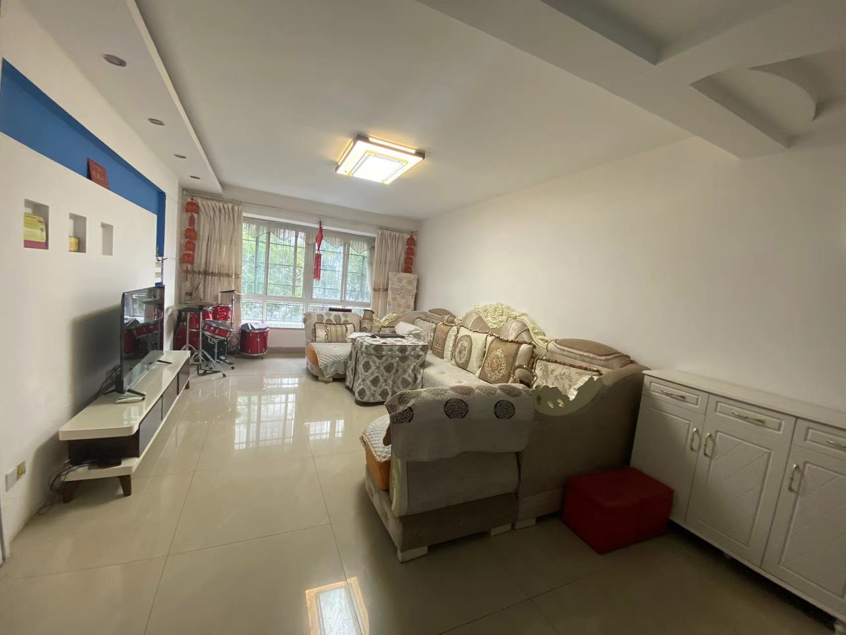 康和山庄 3室2厅1卫 36.80万 康和山庄 3室2厅1卫 36.80万室内图