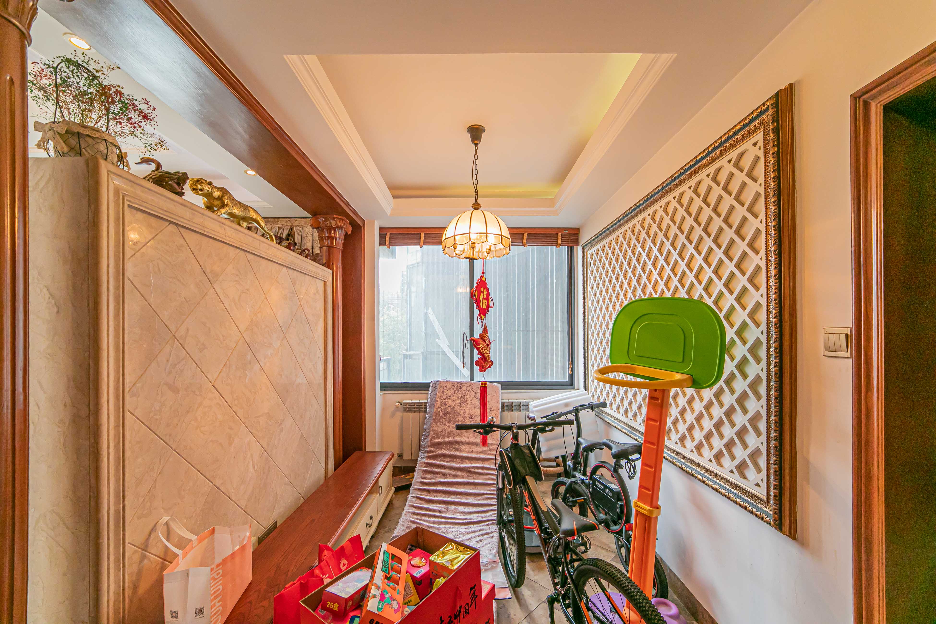 恒基凯旋门一二期  4室2厅2卫    212.0万其他