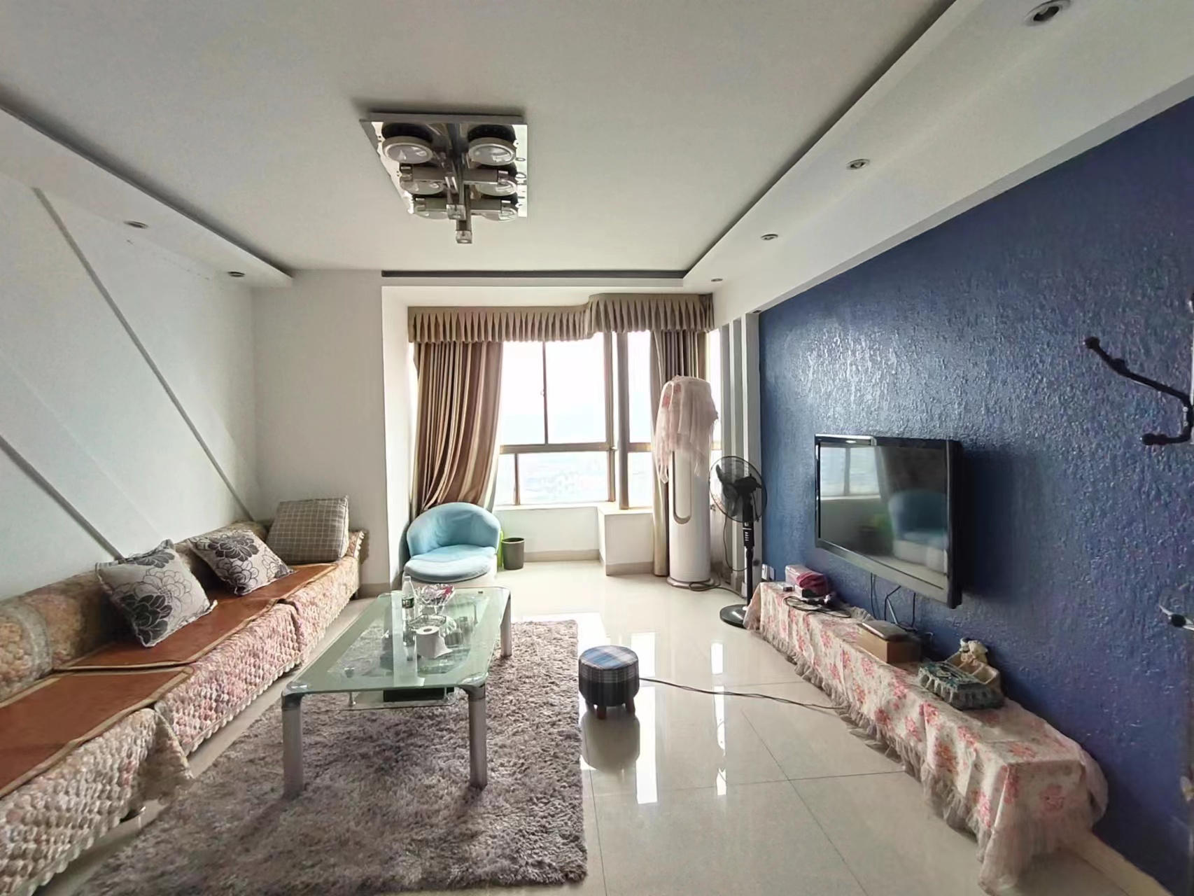 景秀名园  3室2厅2卫    38.0万 景秀名园  3室2厅2卫    38.0万室内图1