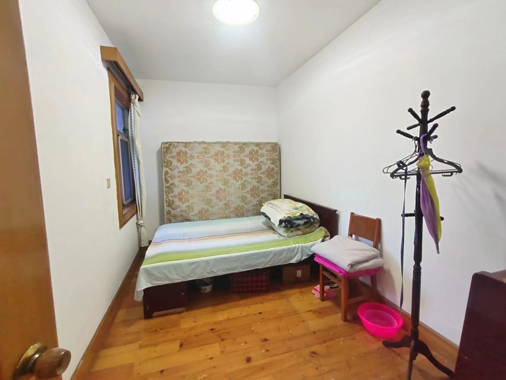 杉木塘生活区  3室1厅1卫    39.0万 杉木塘生活区  3室1厅1卫    39.0万室内图