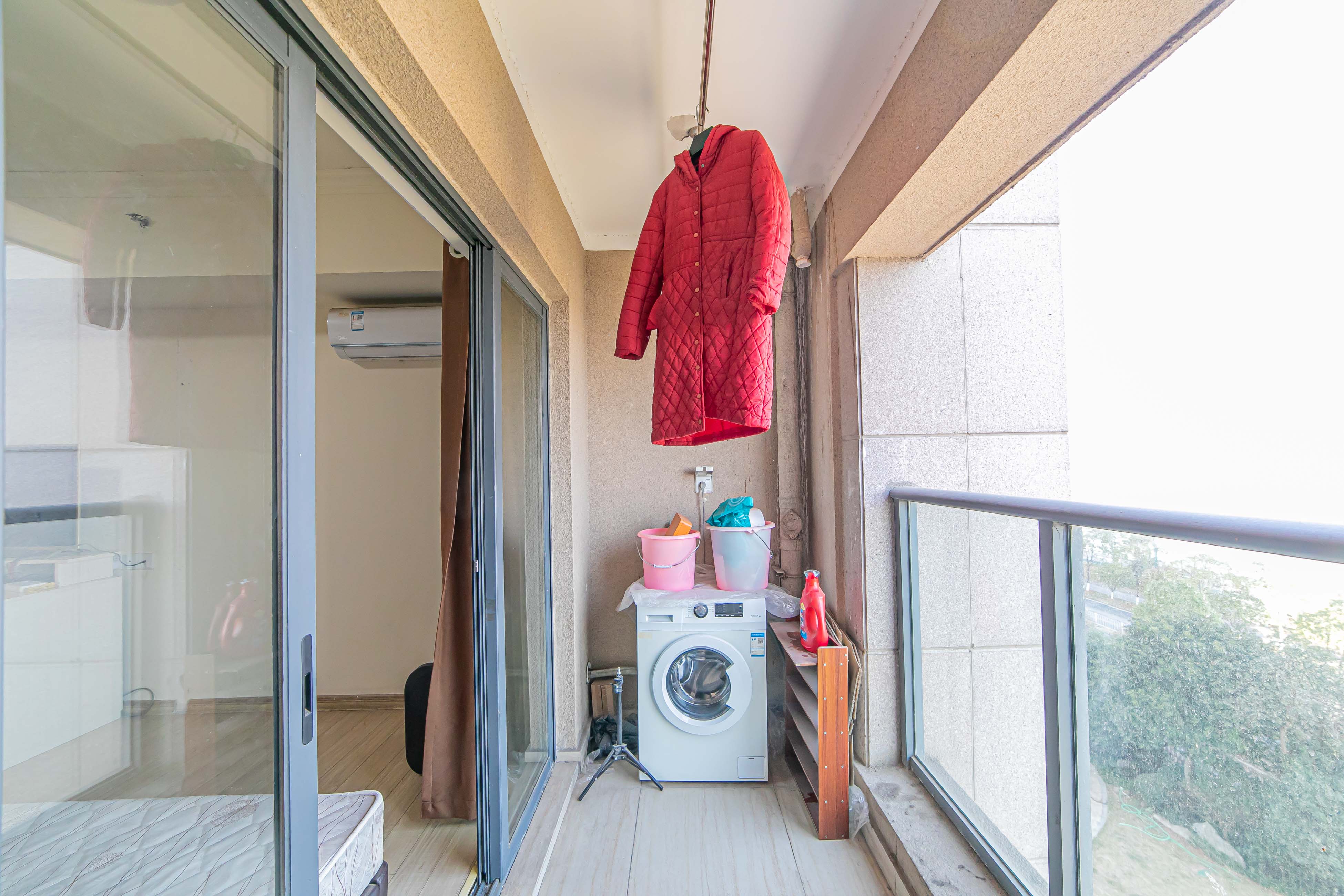 碧桂园威尼斯城 1室1厅1卫 35.8万 碧桂园威尼斯城 1室1厅1卫 35.8万阳台