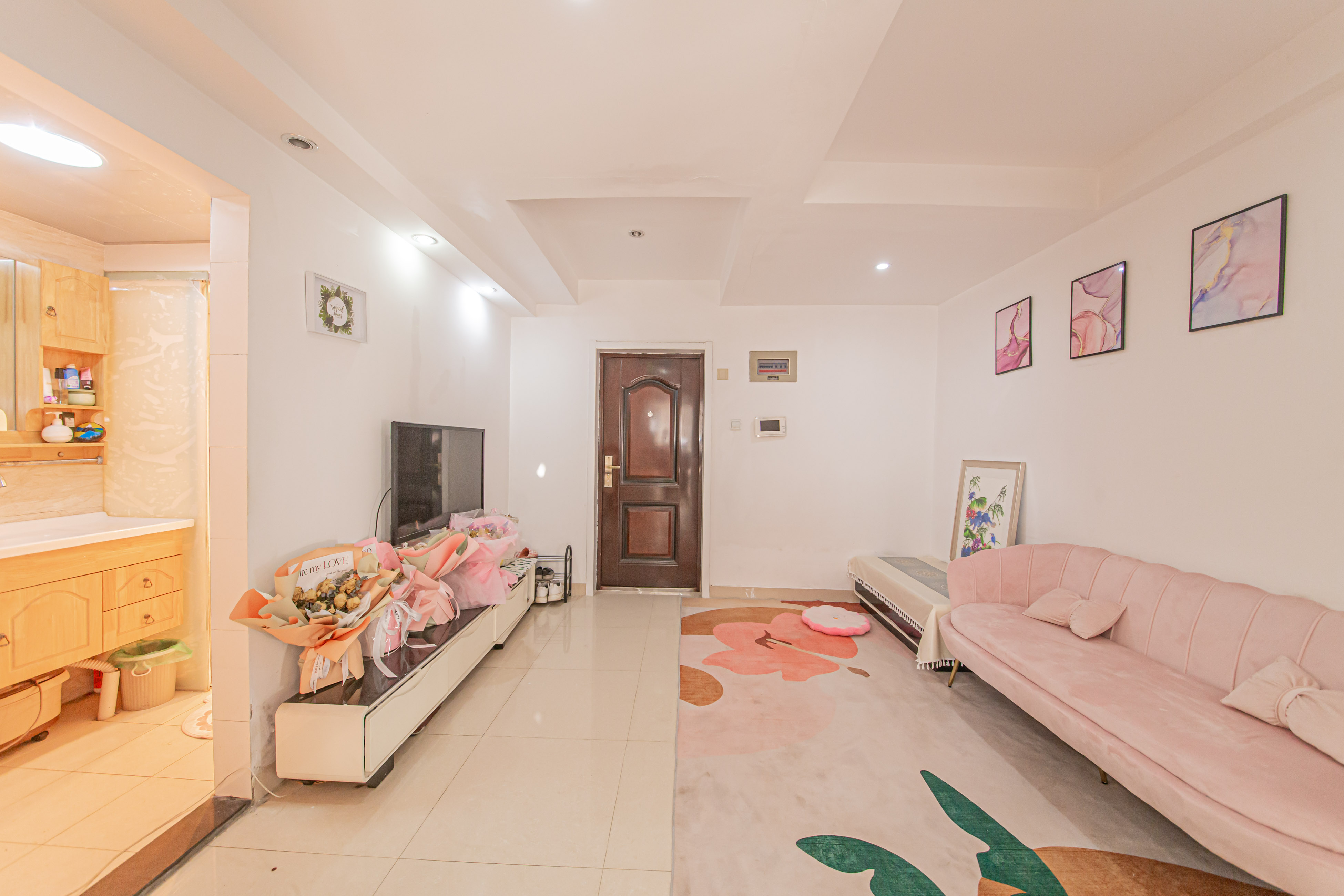 中信文化广场(中信新城二期) 2室1厅1卫 39.00万 中信文化广场(中信新城二期) 2室1厅1卫 39.00万客厅