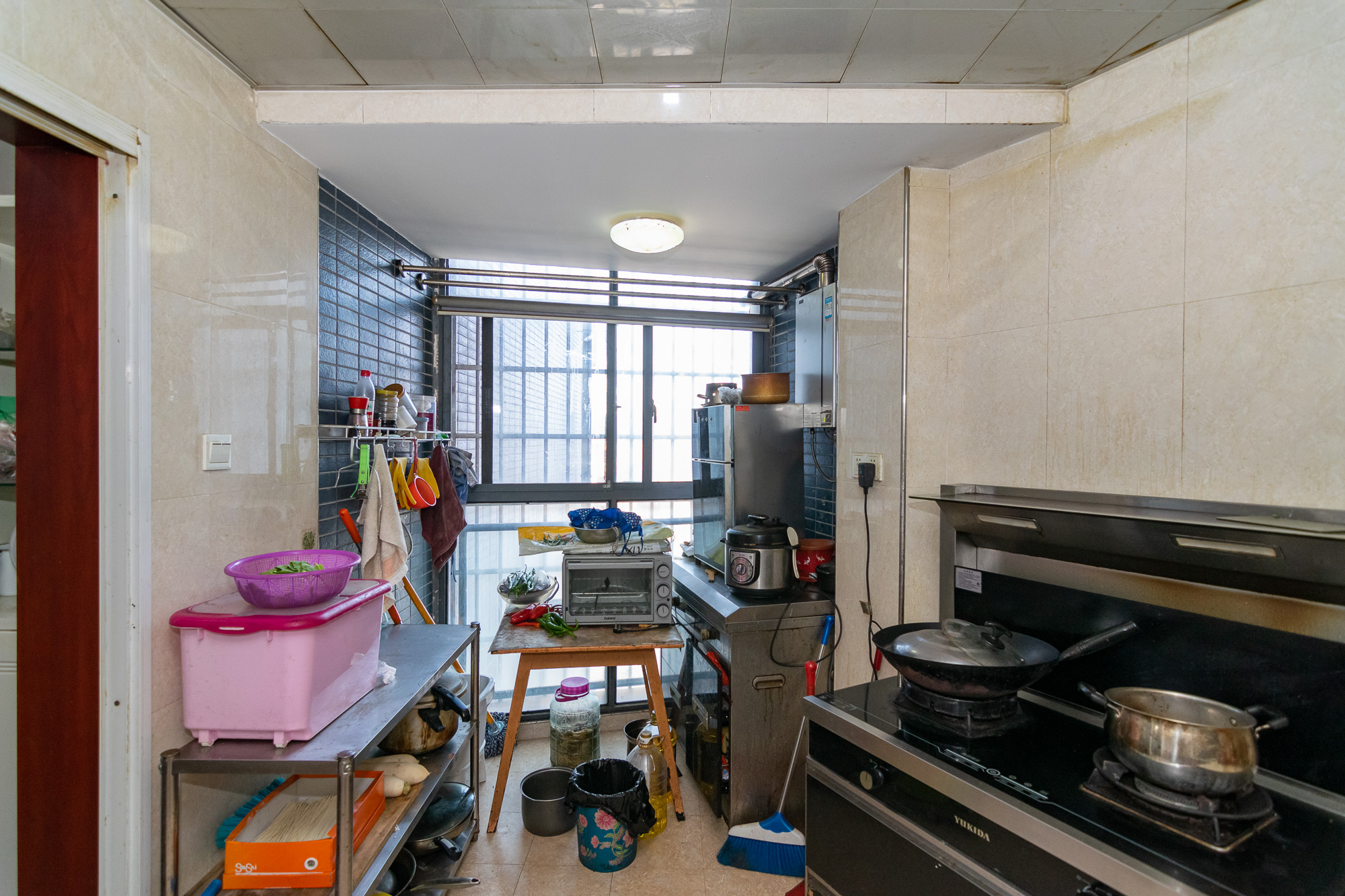 双盈卧龙湾  4室2厅1卫    92.0万 双盈卧龙湾  4室2厅1卫    92.0万厨房