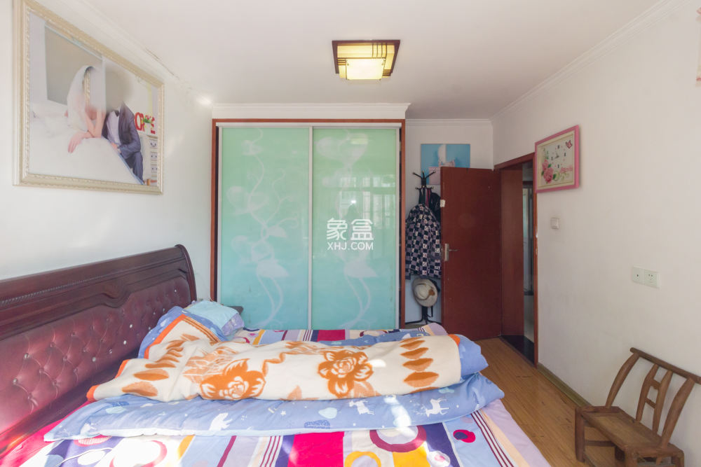東岸錦城(東方人家)  5室2廳2衛(wèi)   57.00萬