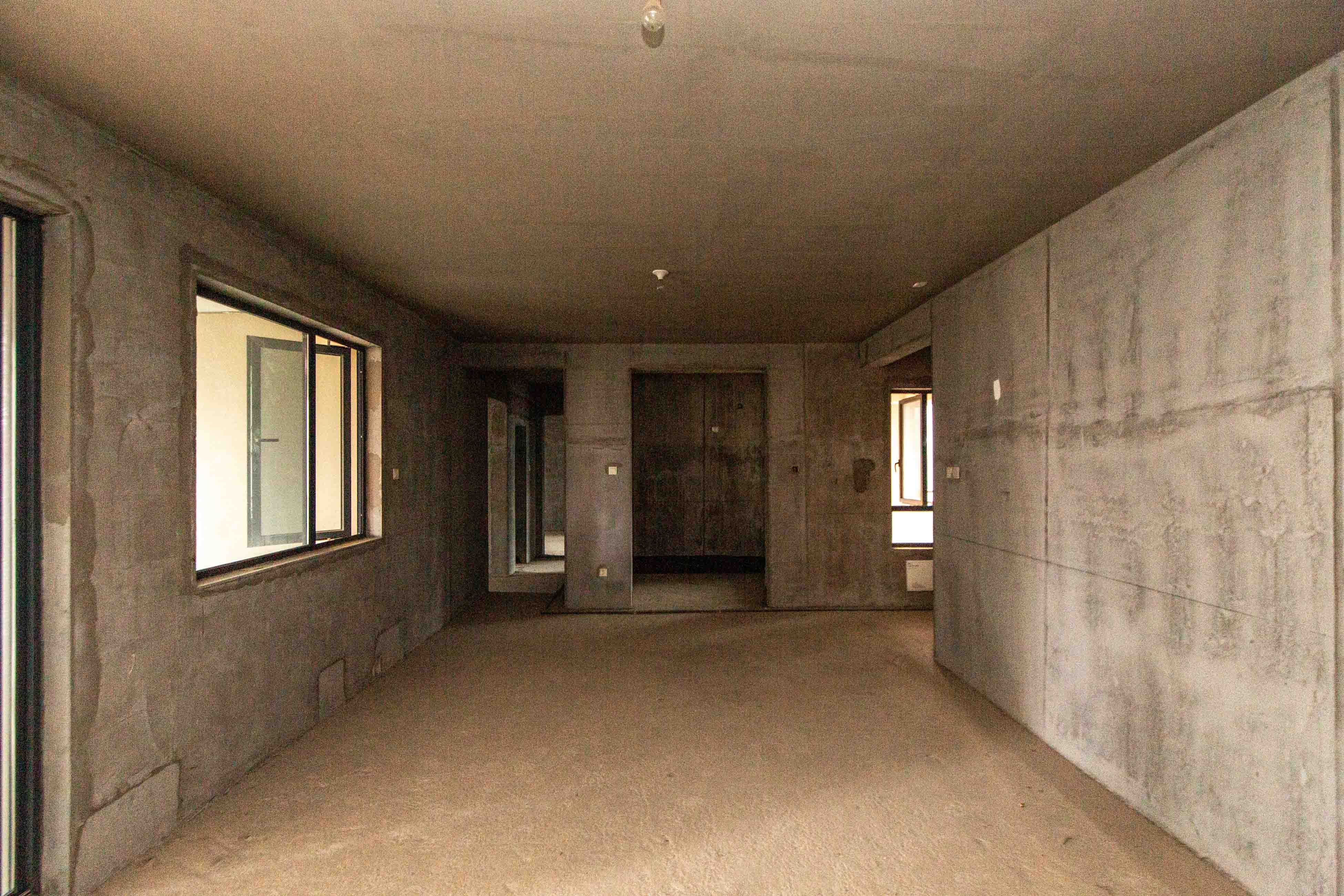 清溪川九号  3室2厅2卫    215.8万 清溪川九号  3室2厅2卫    215.8万客厅