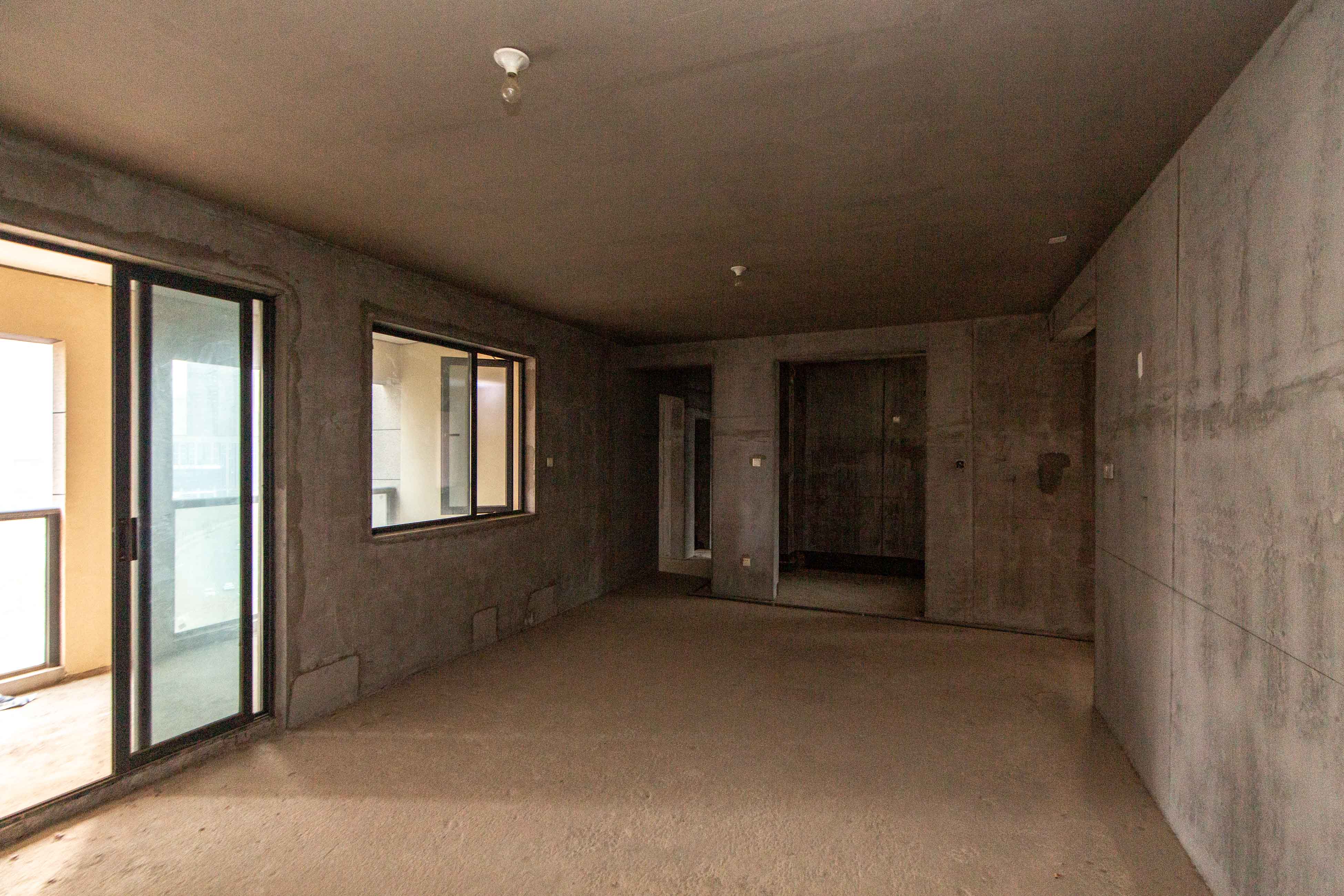 清溪川九号  3室2厅2卫    215.8万 清溪川九号  3室2厅2卫    215.8万客厅