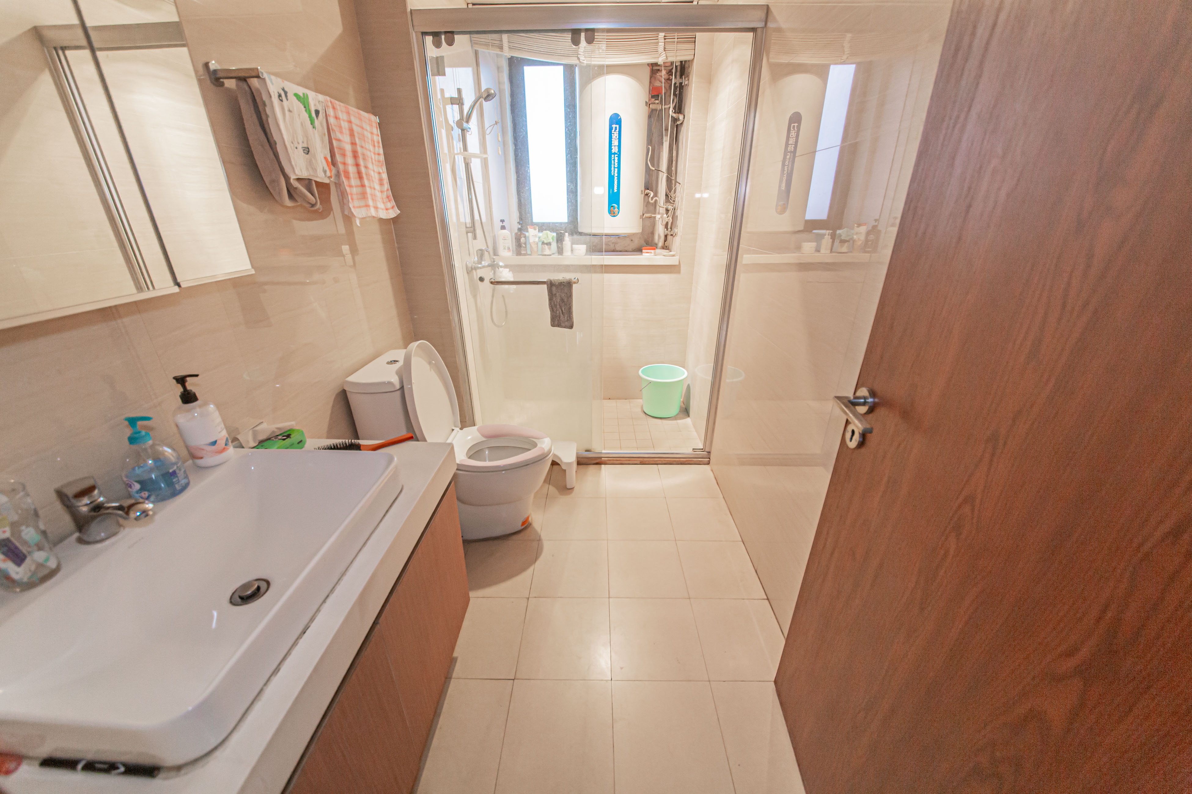 绿地公馆(绿地名邸)  3室2厅2卫    162.0万 绿地公馆(绿地名邸)  3室2厅2卫    162.0万卫生间