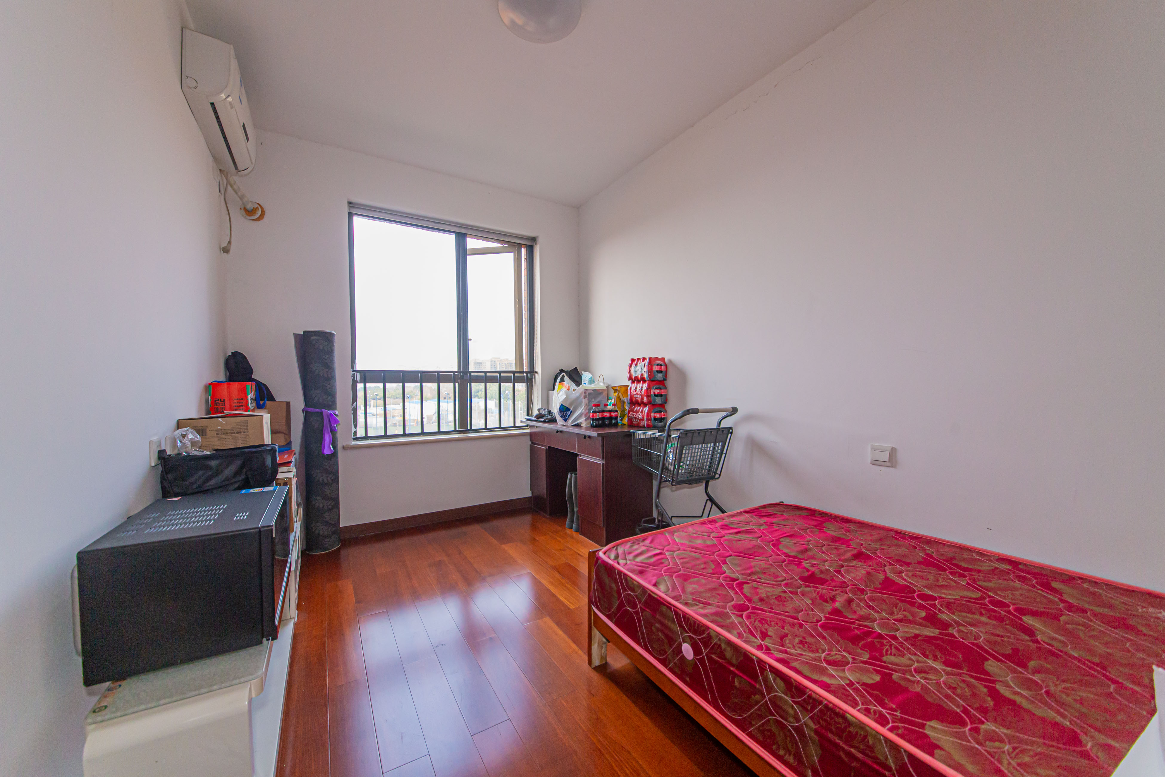 绿地公馆(绿地名邸)  3室2厅2卫    162.0万 绿地公馆(绿地名邸)  3室2厅2卫    162.0万卧室