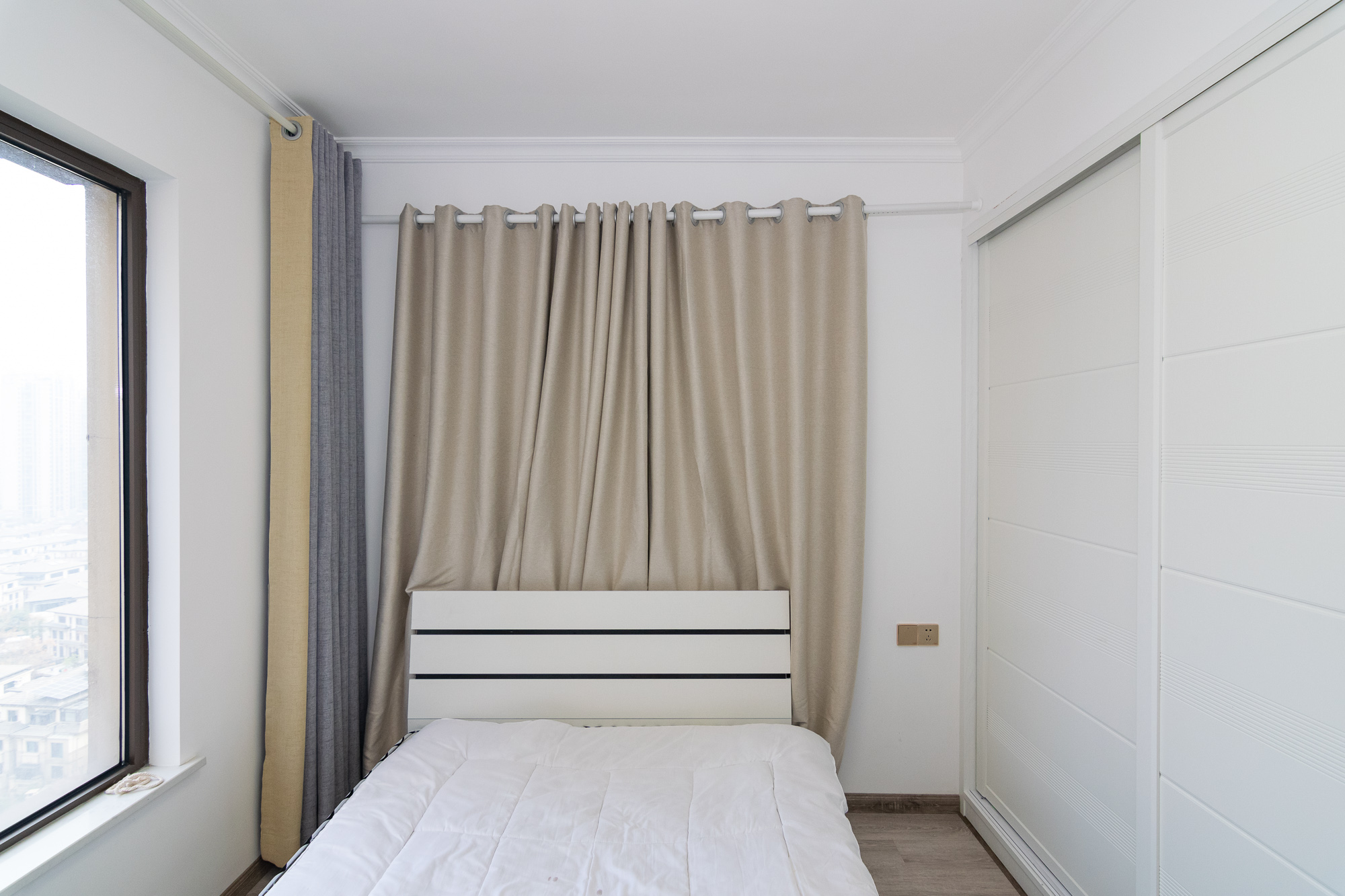 龙湖湘风原著(龙湖湘风星城) 4室2厅2卫 120.0万 龙湖湘风原著(龙湖湘风星城) 4室2厅2卫 120.0万卧室