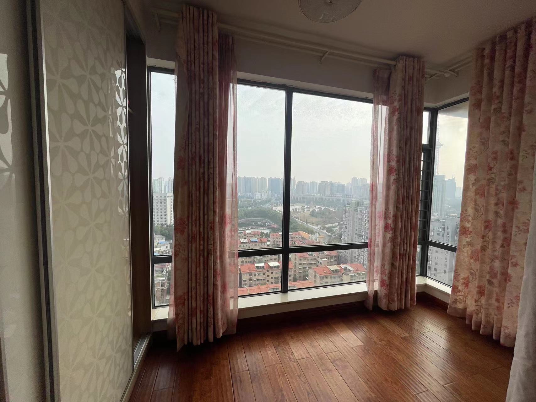 流金岁月-华晨国际 4室2厅2卫 138.0万 流金岁月-华晨国际 4室2厅2卫 138.0万室内图