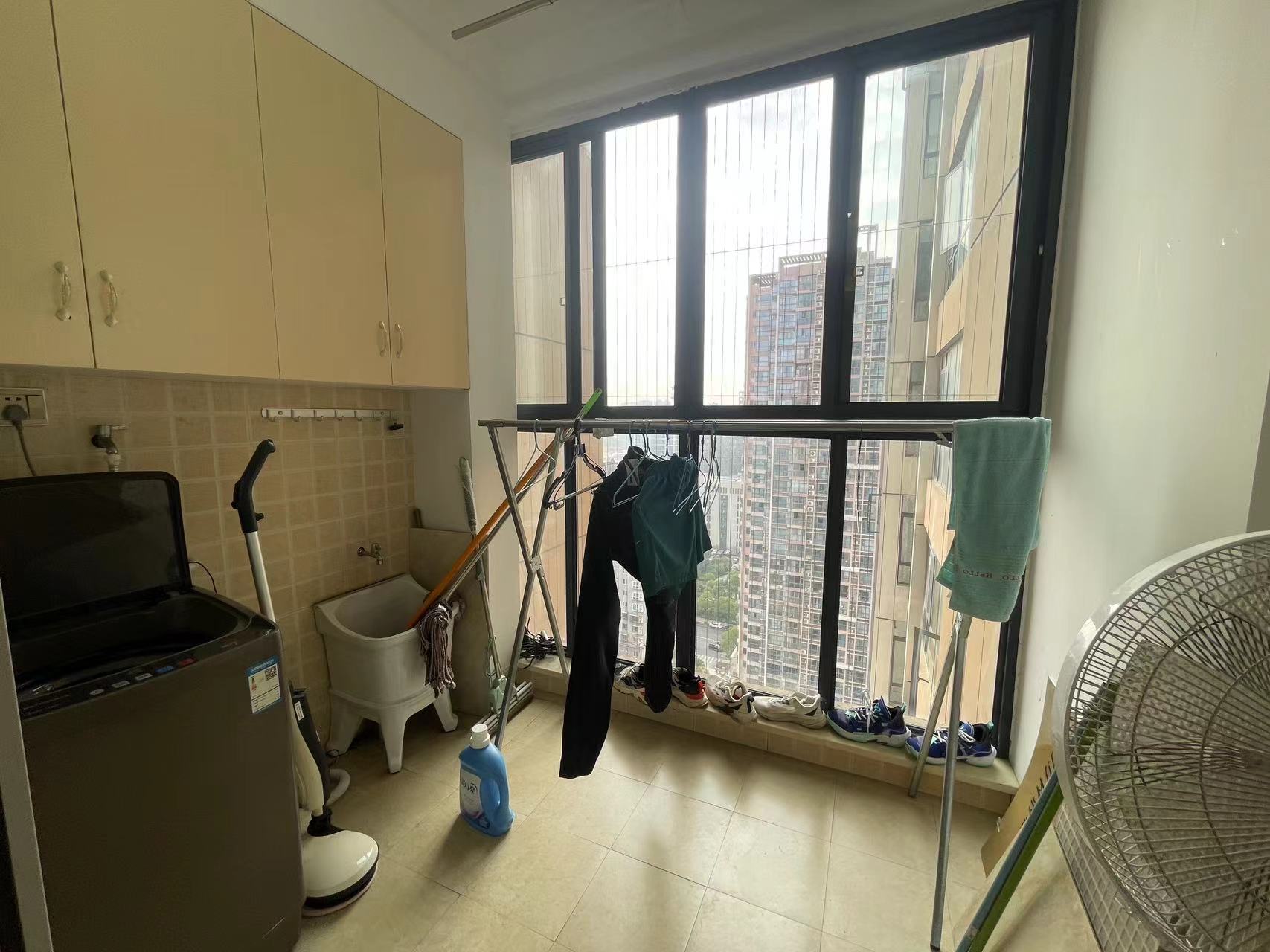 流金岁月-华晨国际 4室2厅2卫 138.0万 流金岁月-华晨国际 4室2厅2卫 138.0万室内图