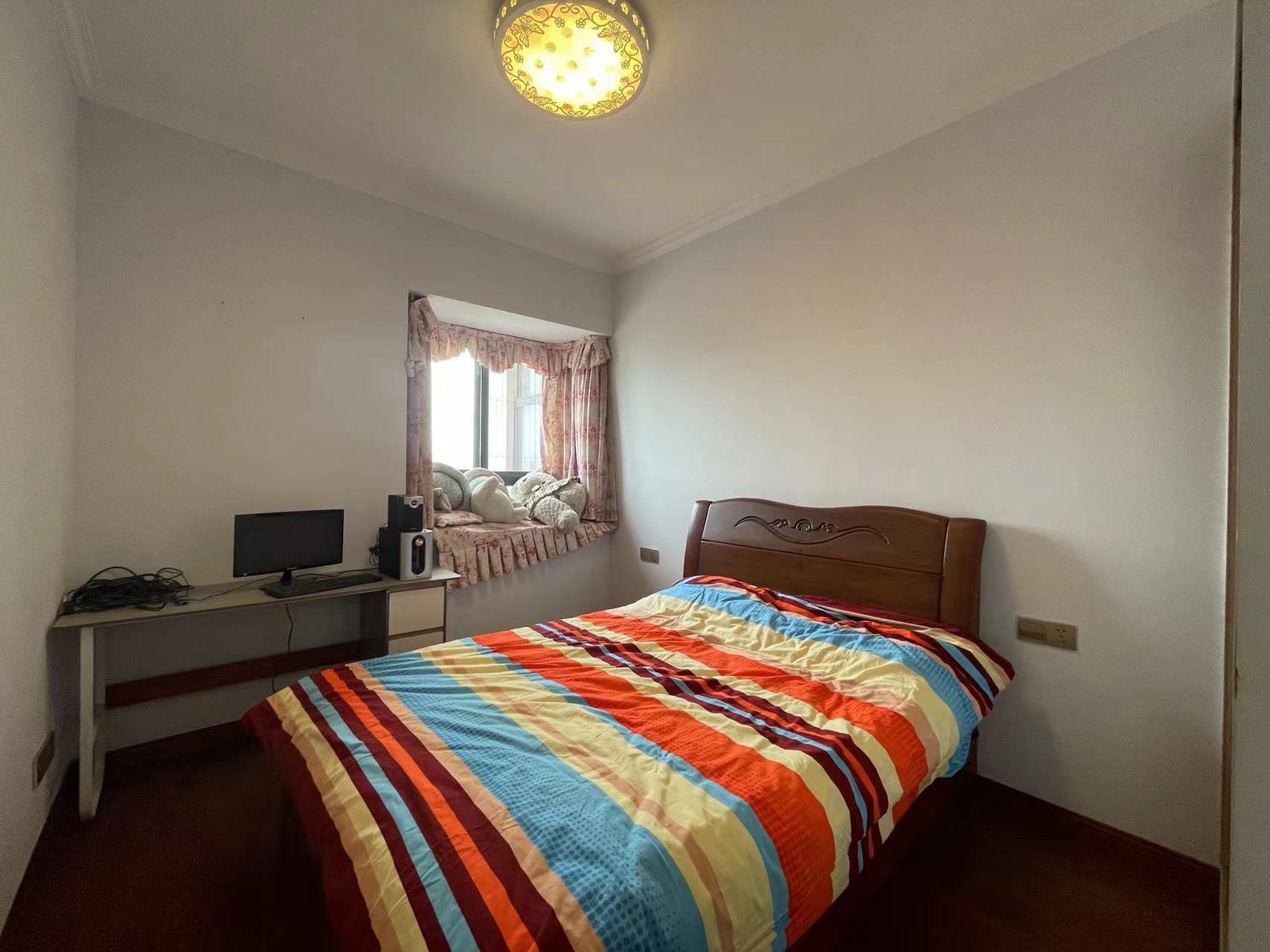 流金岁月-华晨国际 4室2厅2卫 138.0万 流金岁月-华晨国际 4室2厅2卫 138.0万室内图