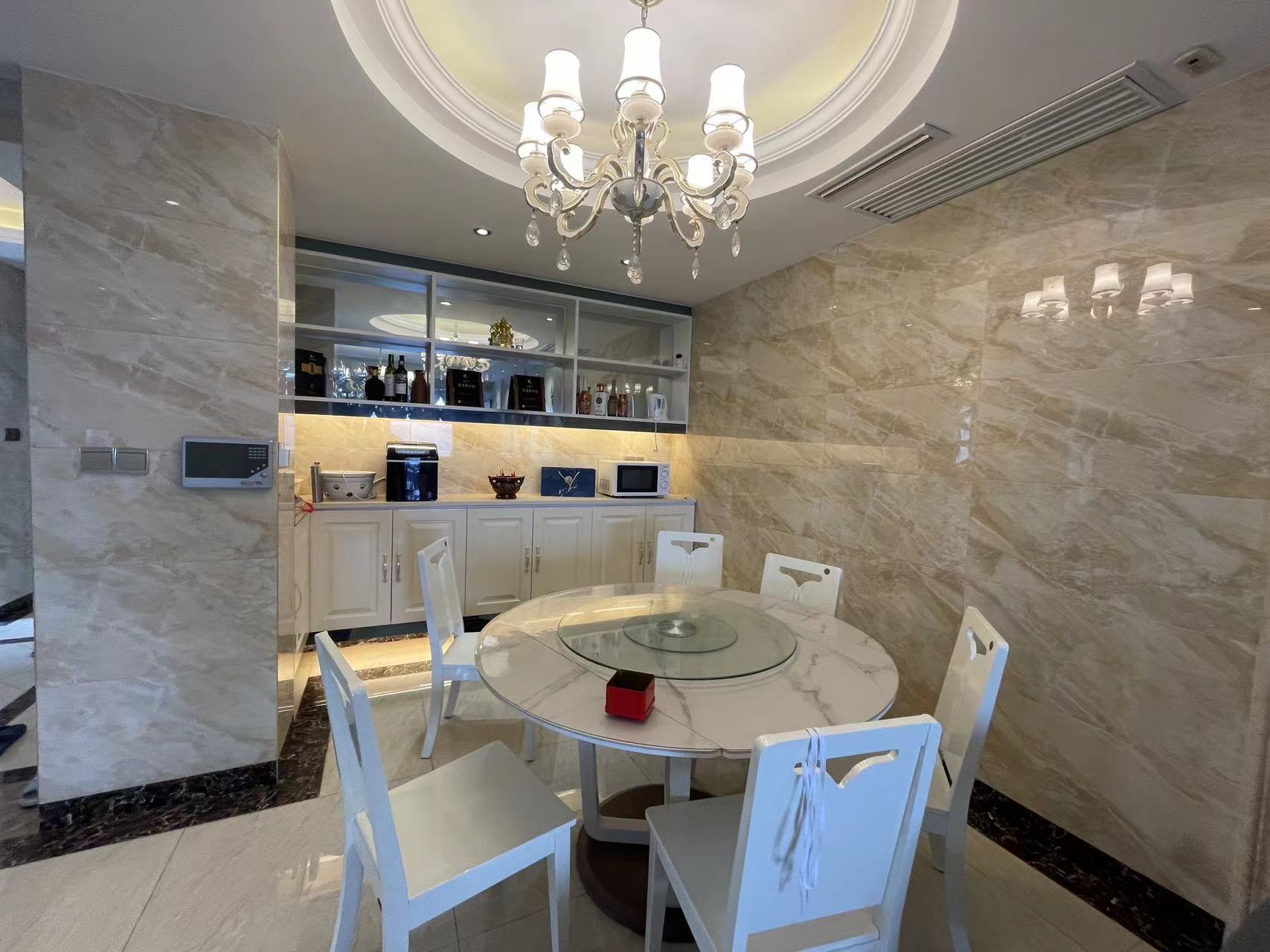 流金岁月-华晨国际 4室2厅2卫 138.0万 流金岁月-华晨国际 4室2厅2卫 138.0万室内图