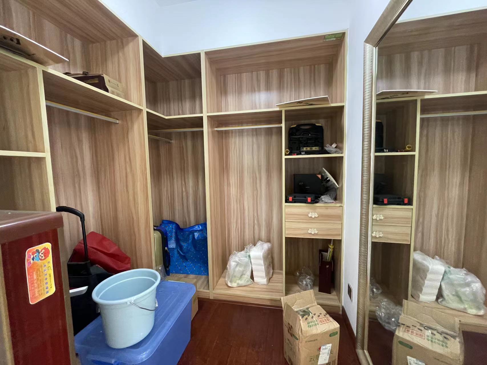 流金岁月-华晨国际 4室2厅2卫 138.0万 流金岁月-华晨国际 4室2厅2卫 138.0万室内图