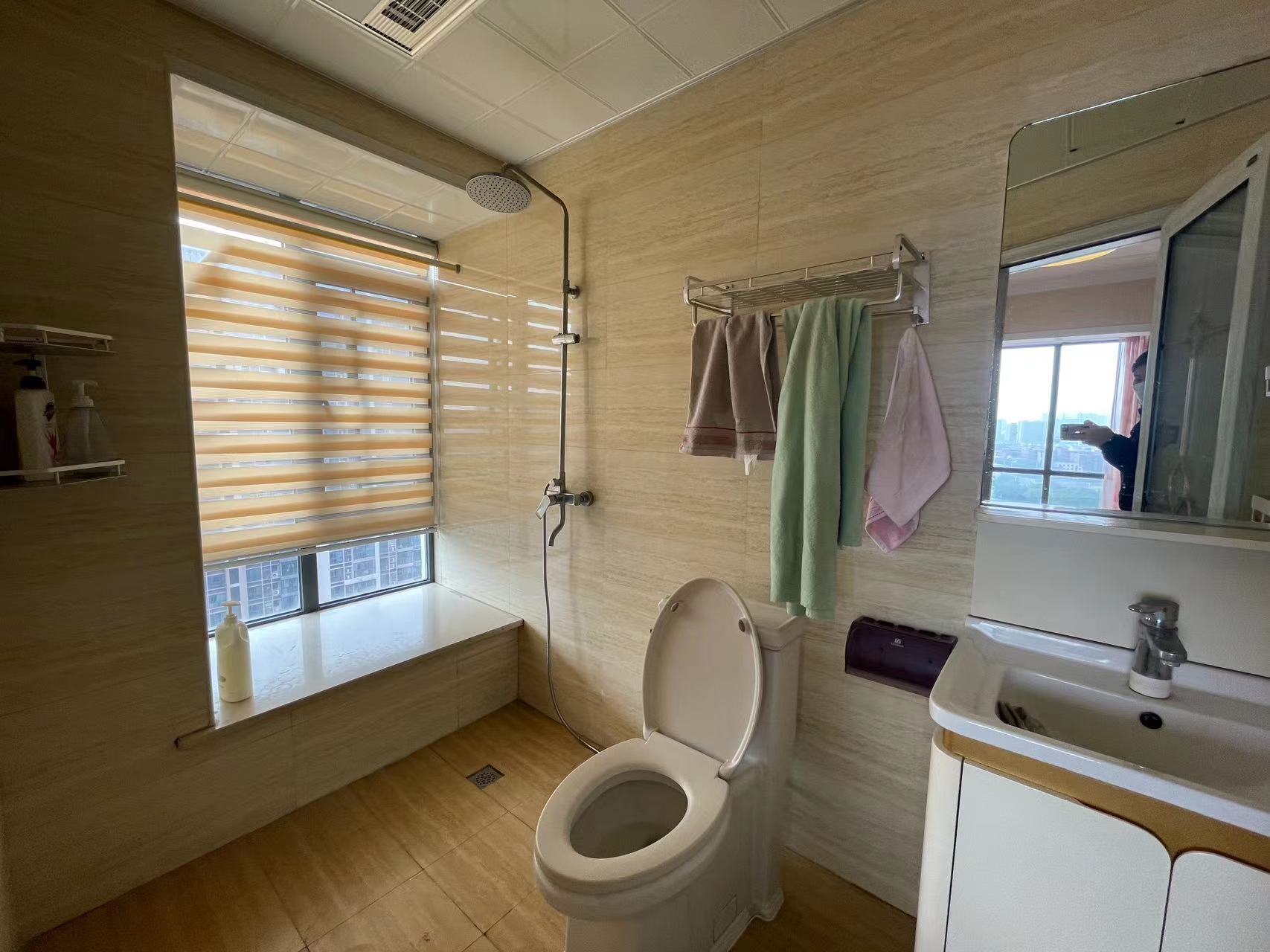 流金岁月-华晨国际 4室2厅2卫 138.0万 流金岁月-华晨国际 4室2厅2卫 138.0万室内图