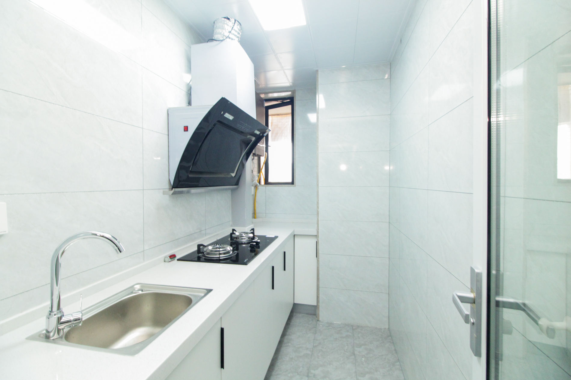 加加大街（华景苑）  1室1厅1卫    39.4万厨房