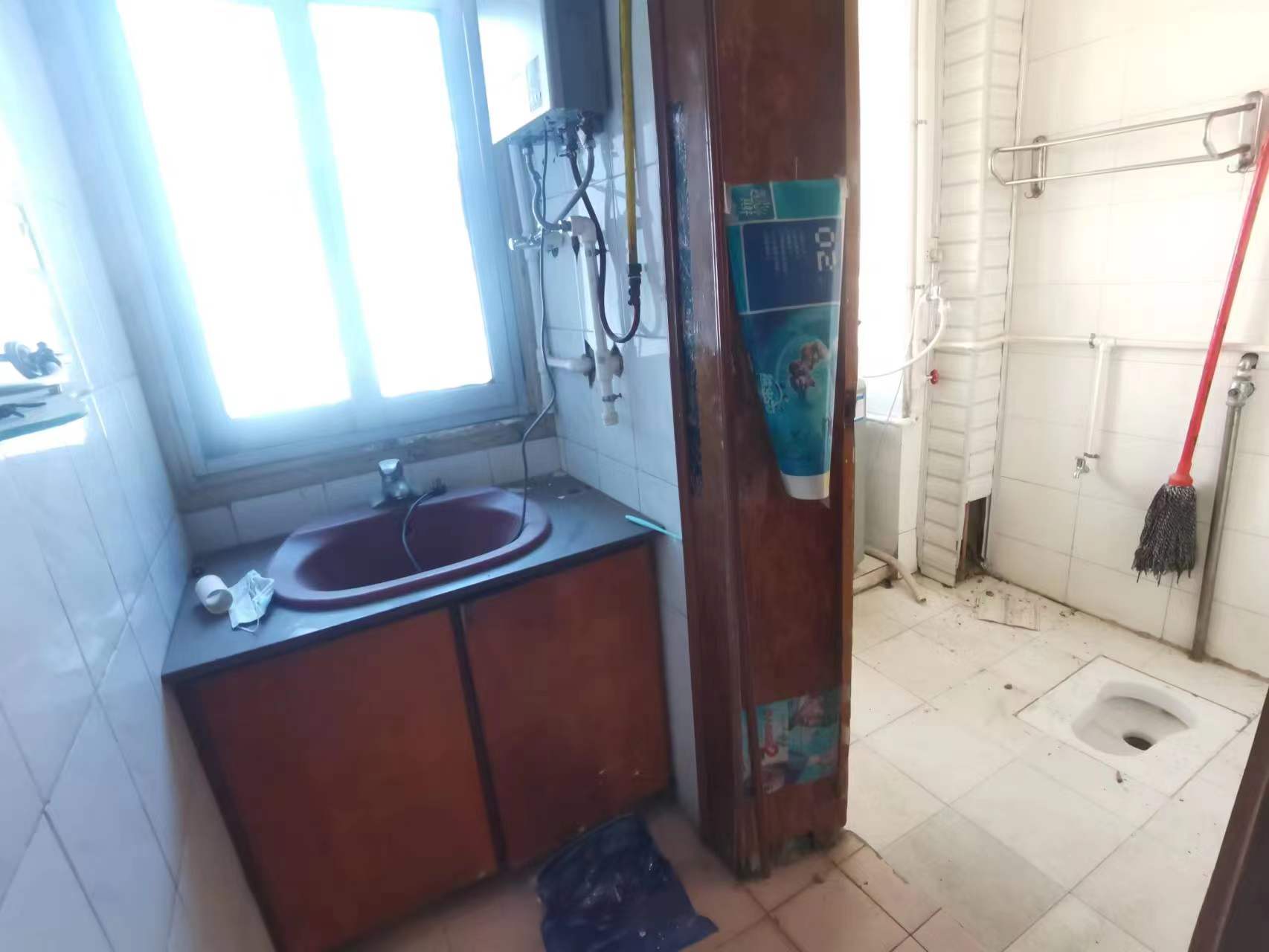 东方花园 2室2厅1卫 28.8万 东方花园 2室2厅1卫 28.8万室内图