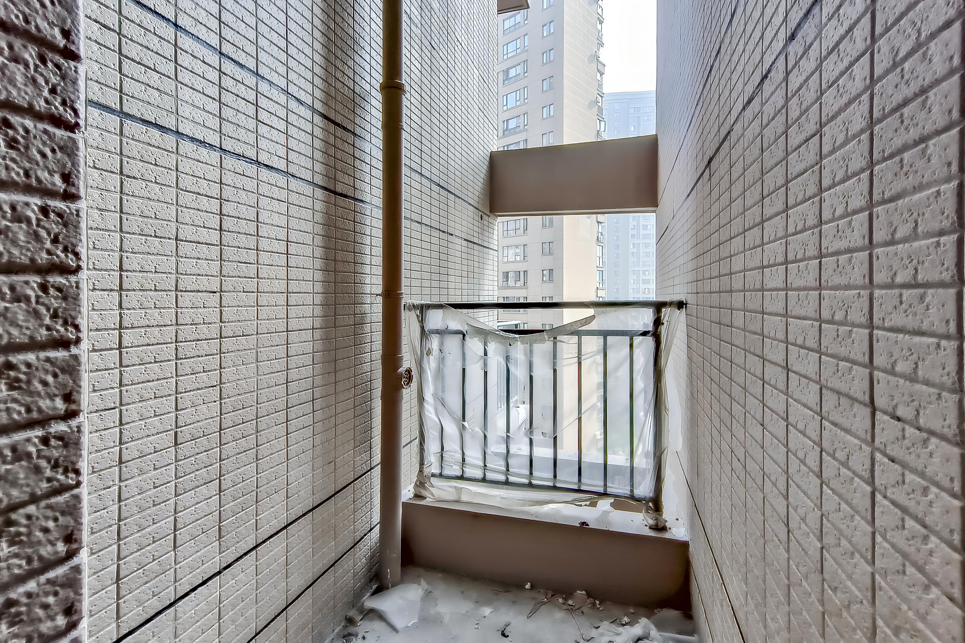邦盛水岸御园  4室2厅2卫   102.70万其他