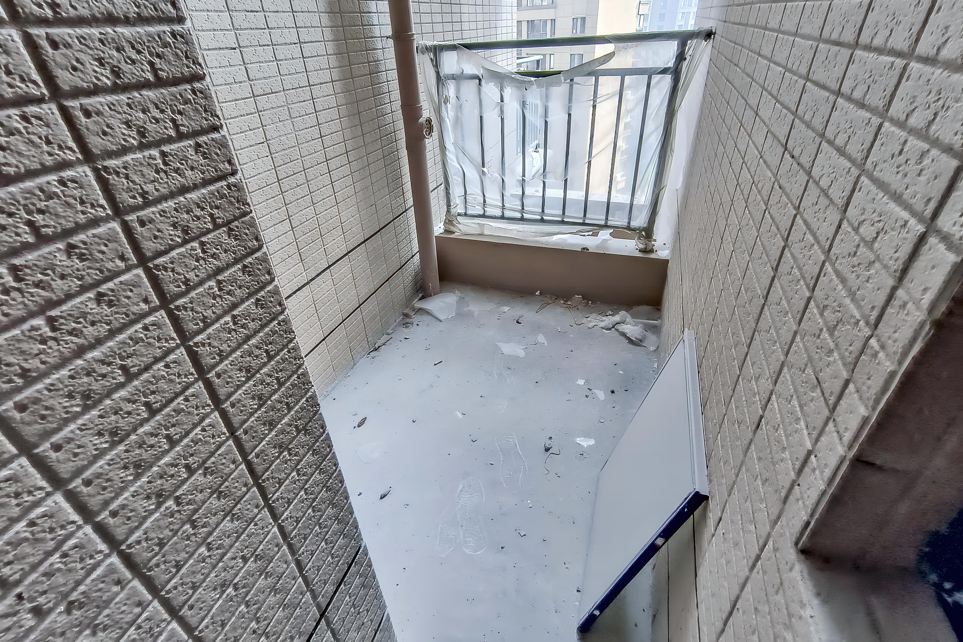 邦盛水岸御园  4室2厅2卫   102.70万其他