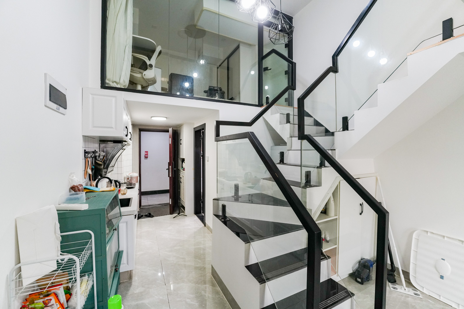 裕天国际商汇中心 1室1厅1卫 55.0万 裕天国际商汇中心 1室1厅1卫 55.0万客厅