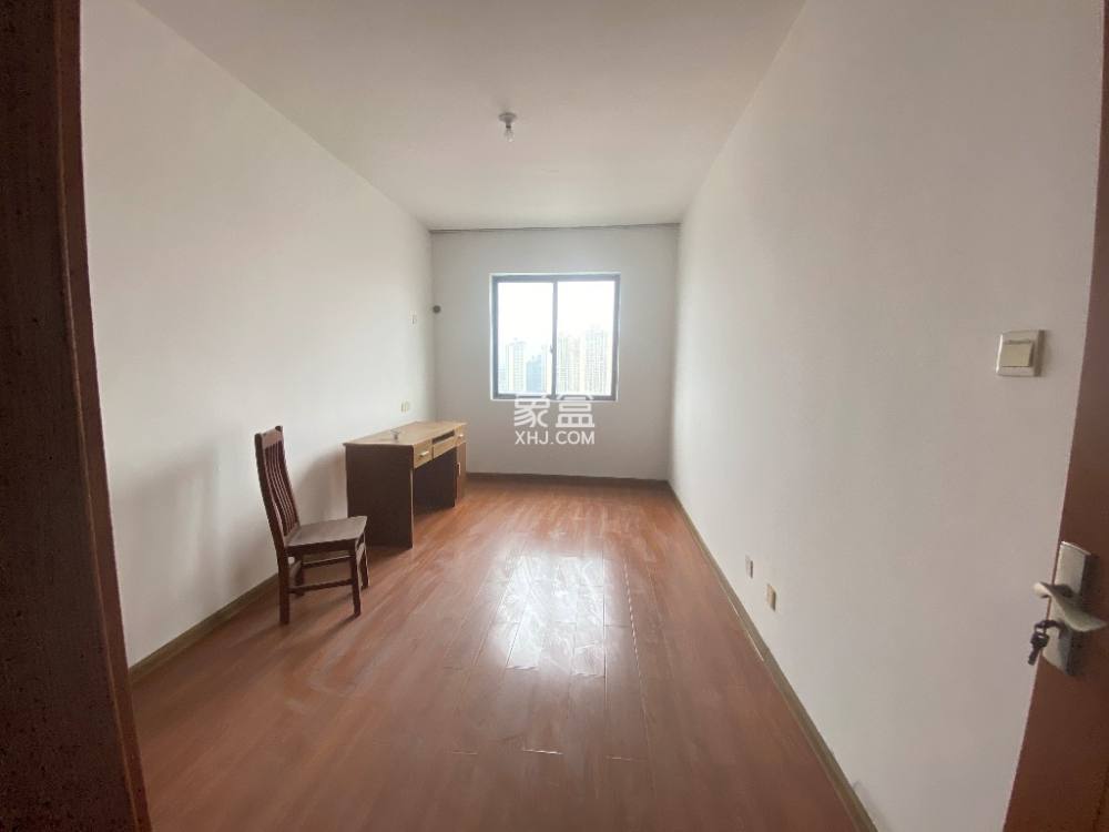 嘉墅翰林阁  3室2厅2卫    68.8万 嘉墅翰林阁  3室2厅2卫    68.8万室内图