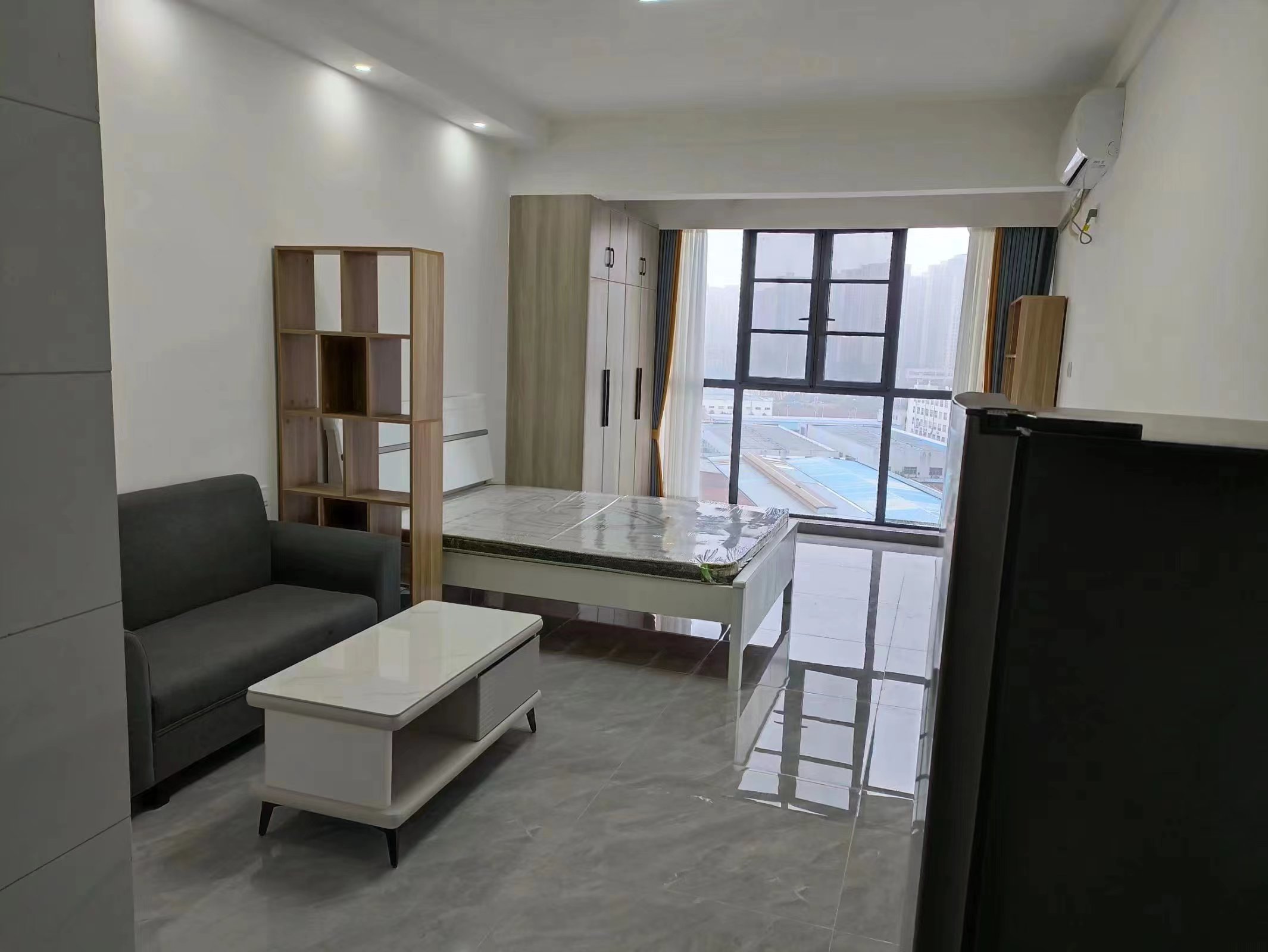 经世龙城 1室1厅1卫 33.5万 经世龙城 1室1厅1卫 33.5万室内图