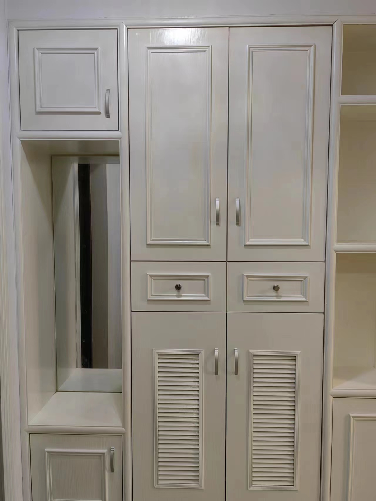 怡河园 1室1厅1卫 1500.00元/月 怡河园 1室1厅1卫 1500.00元/月室内图