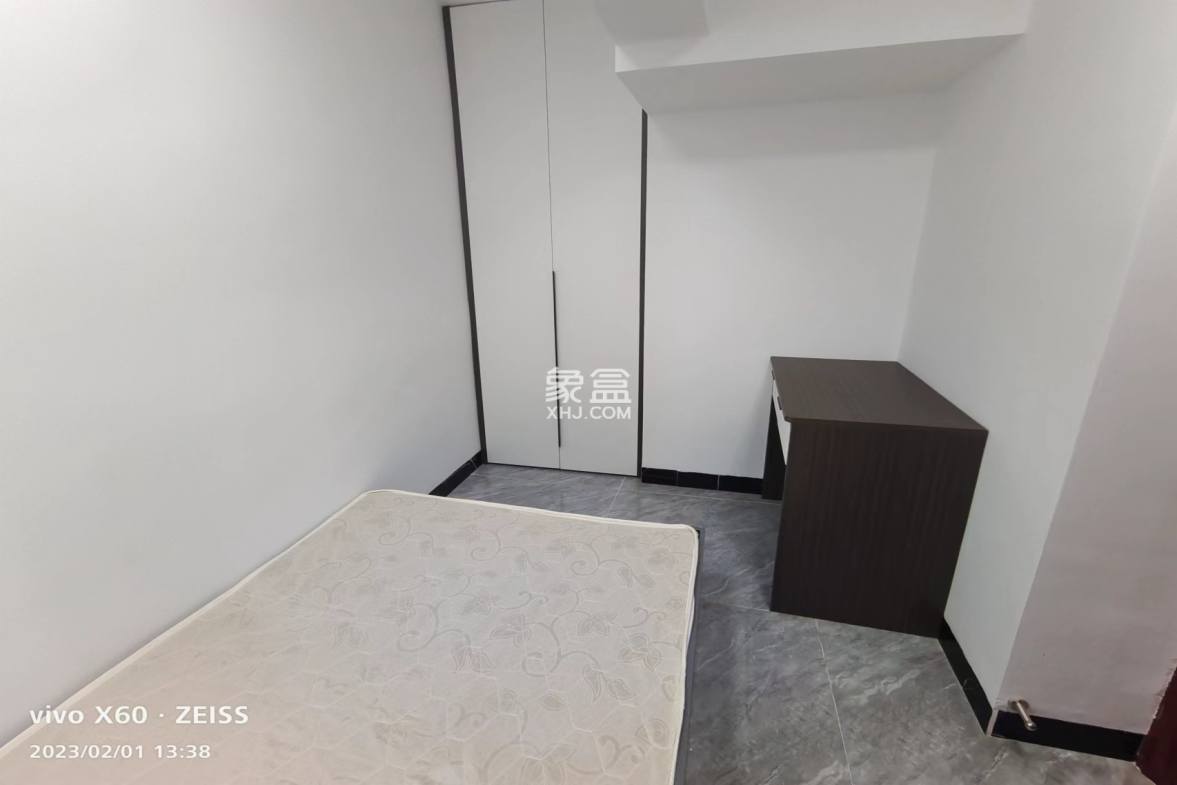 富力新天地三期 2室1厅1卫 1800.00元/月 富力新天地三期 2室1厅1卫 1800.00元/月室内图