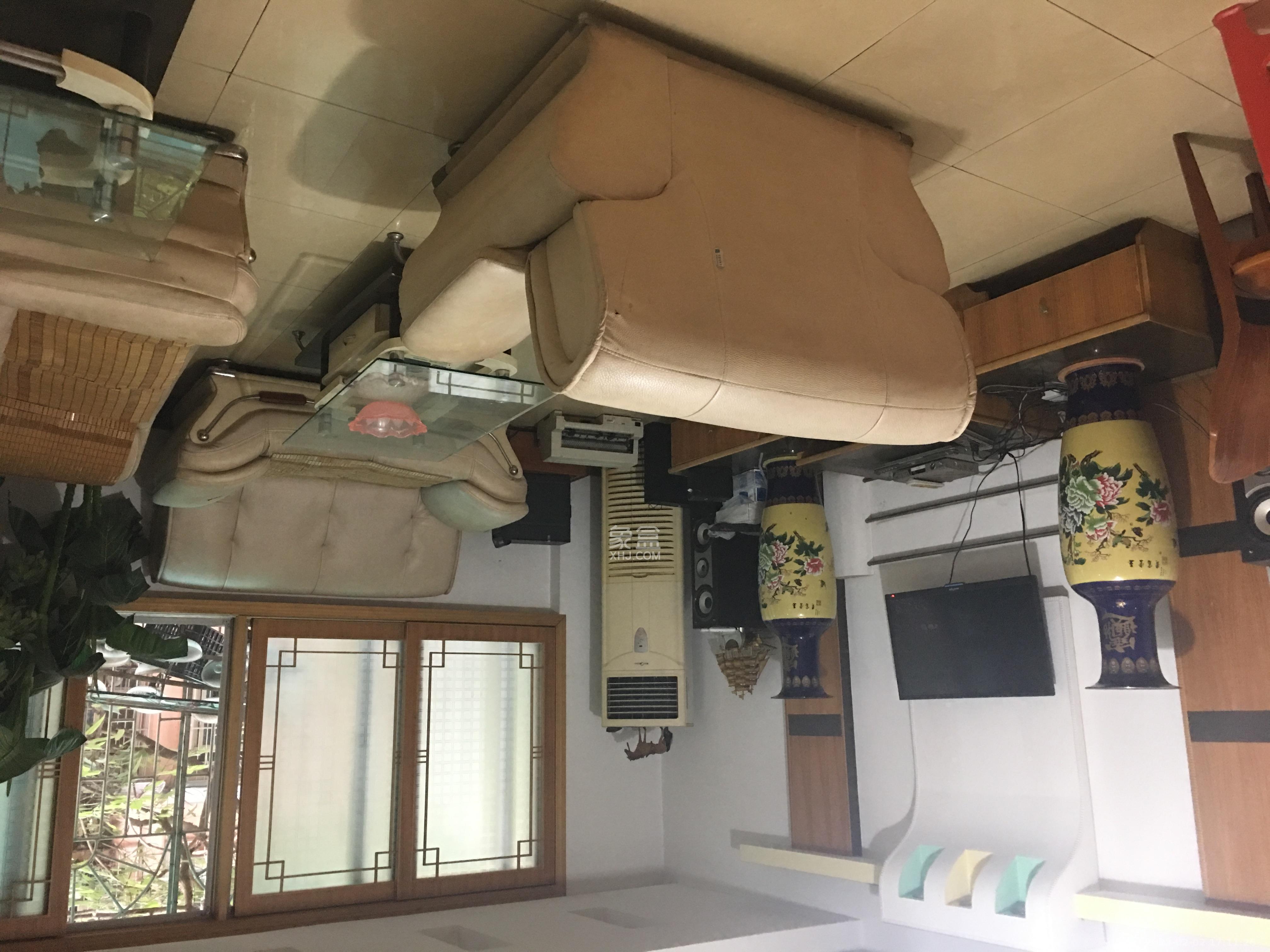 金玉小区  3室2厅1卫    2200.0元/月室内图